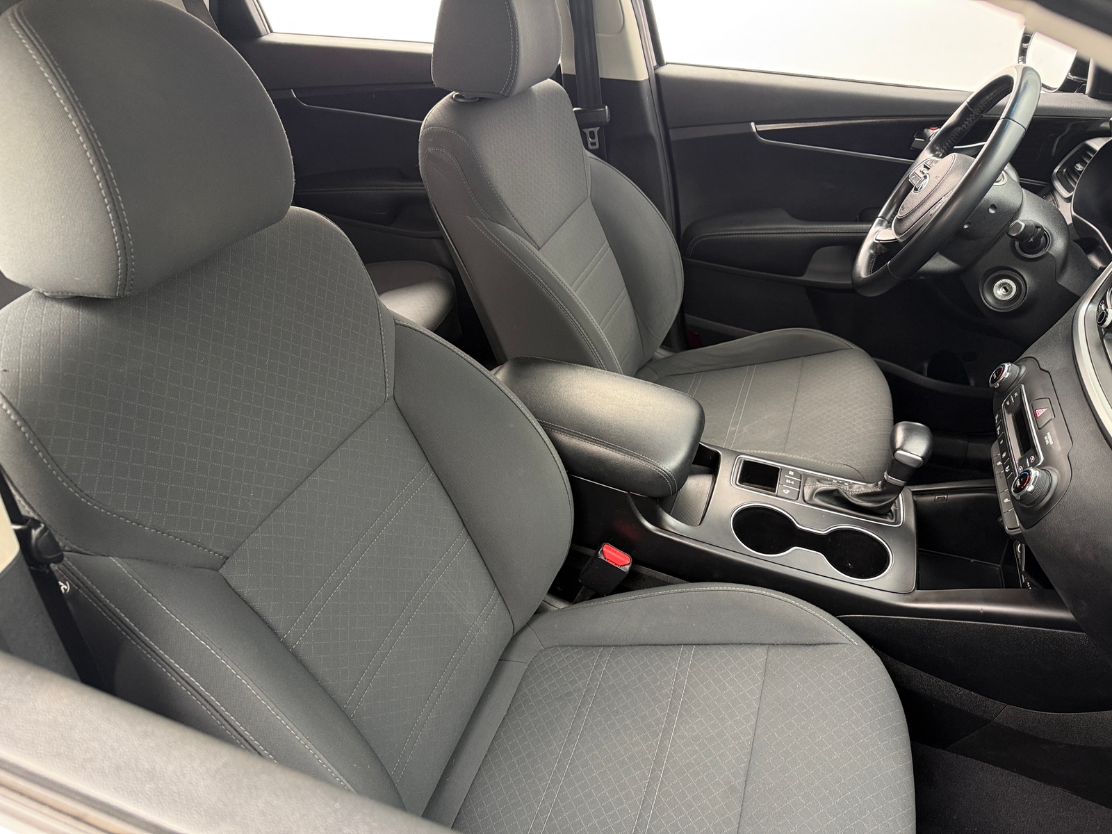 Thumbnail: 2019 Kia Sorento - 2