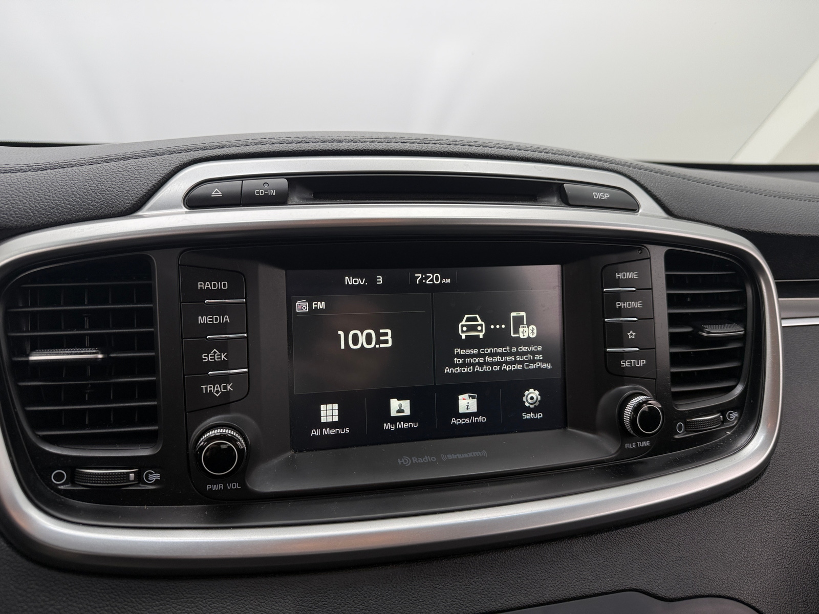 Thumbnail: 2019 Kia Sorento - 4