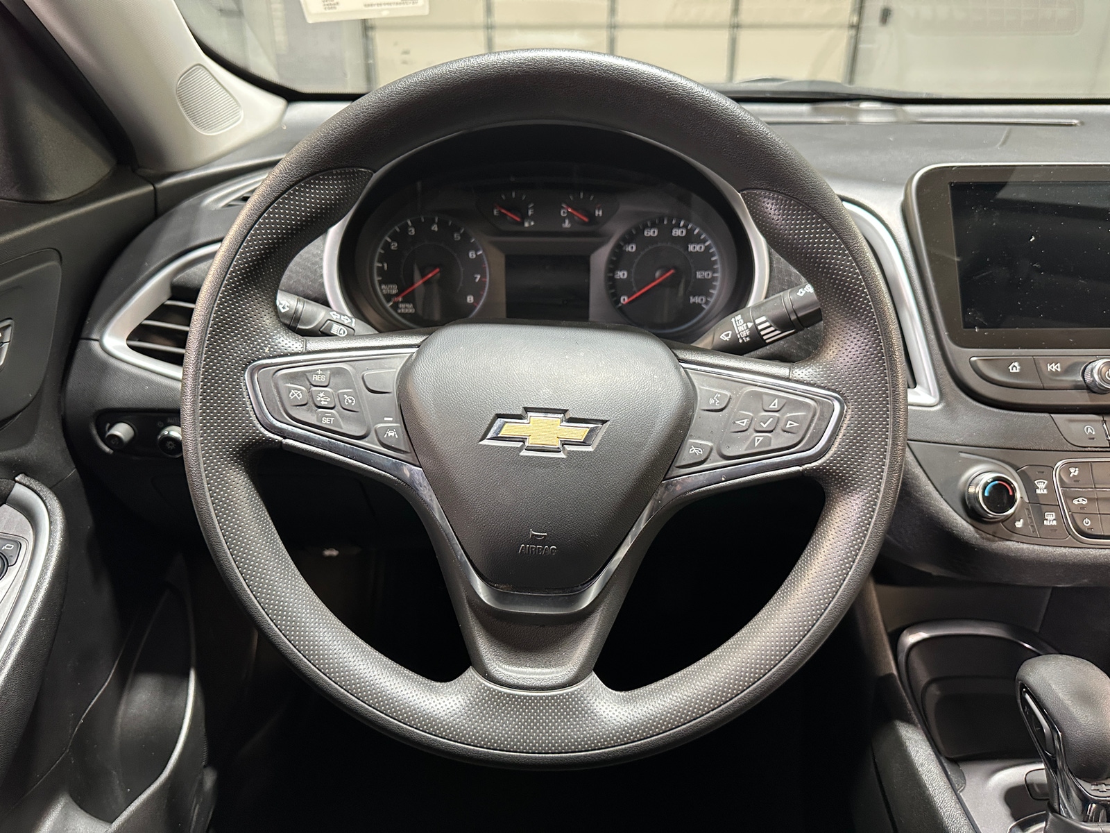 Thumbnail: 2023 Chevrolet Malibu - 5