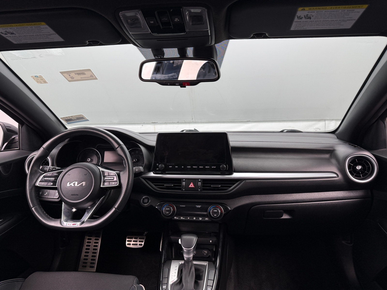 Thumbnail: 2023 Kia Forte - 3