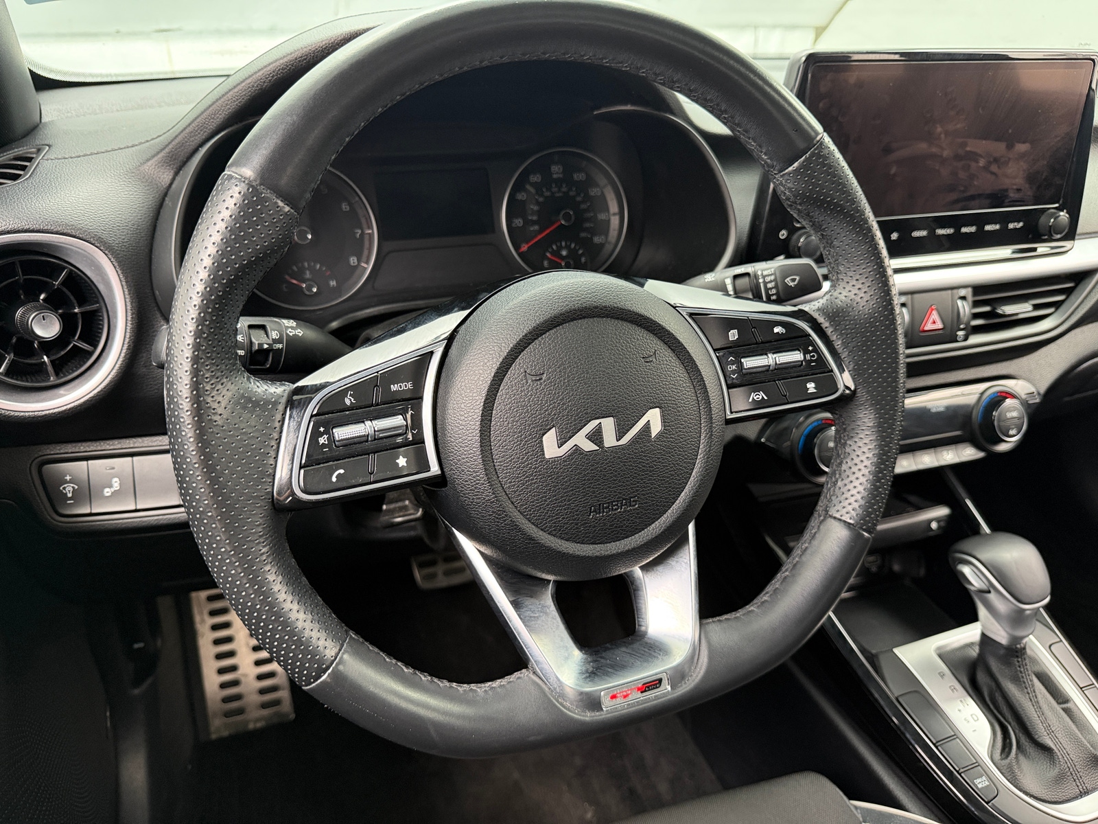 Thumbnail: 2023 Kia Forte - 5