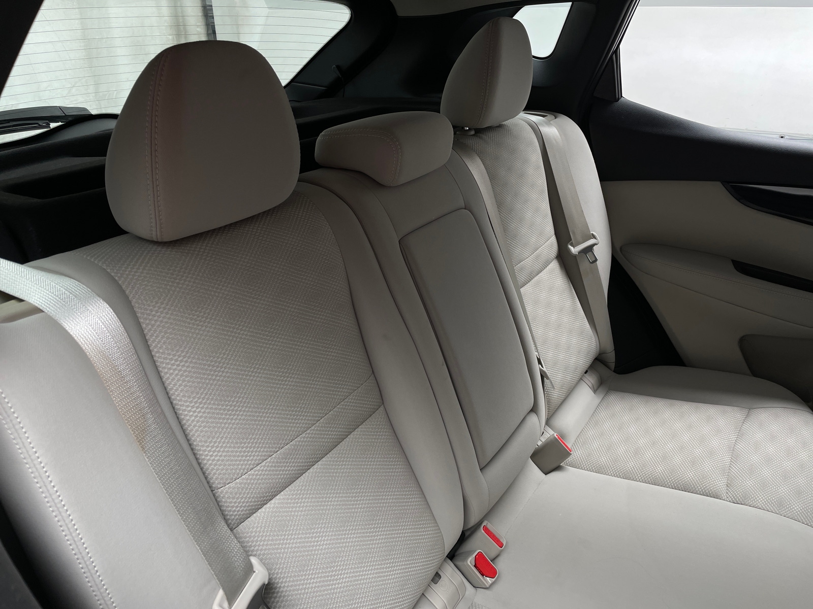 Thumbnail: 2018 Nissan Rogue Sport - 6