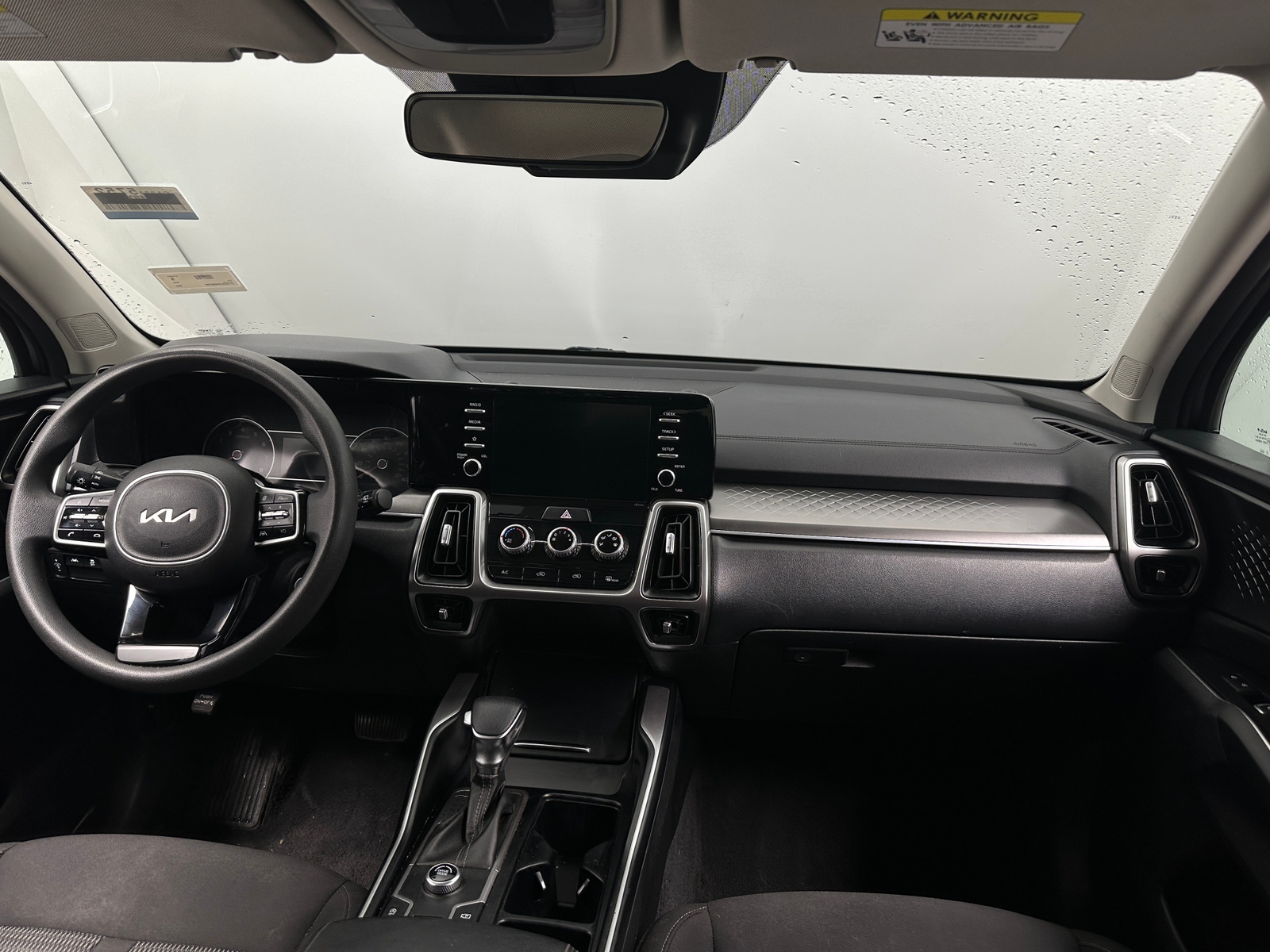 Thumbnail: 2022 Kia Sorento - 3