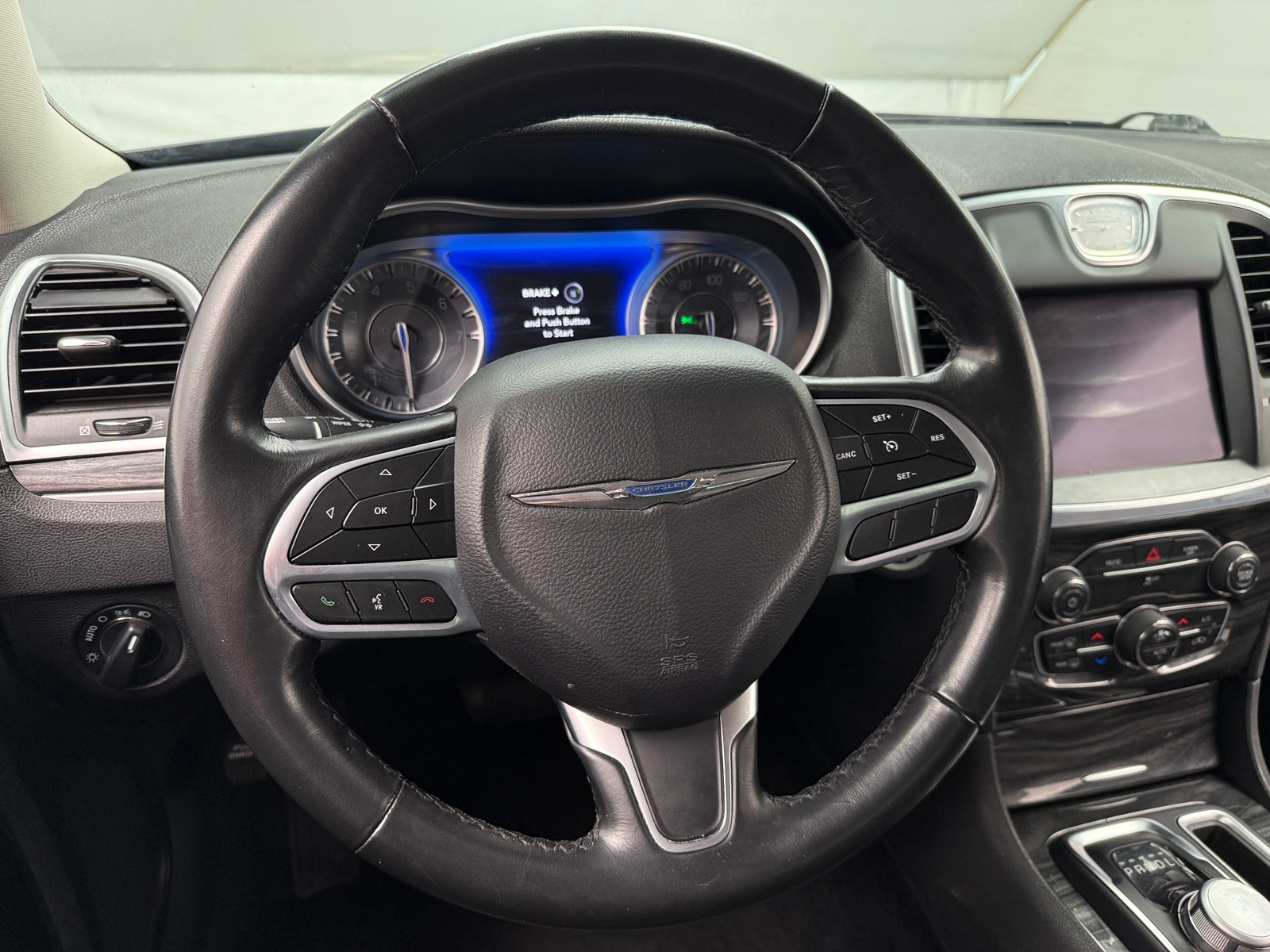 Thumbnail: 2021 Chrysler 300 - 5