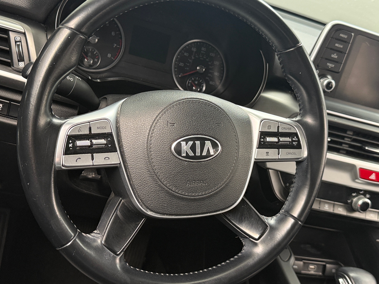 Thumbnail: 2020 Kia Telluride - 4