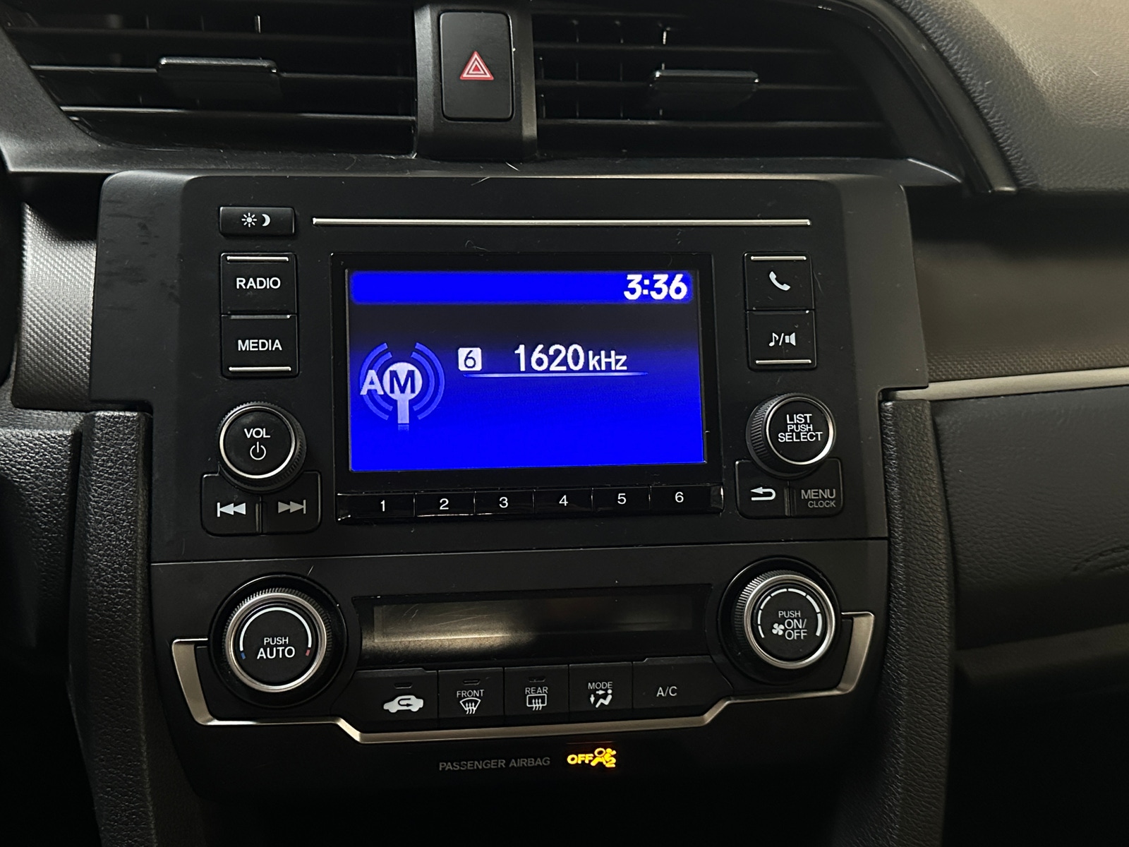 Thumbnail: 2019 Honda Civic - 4