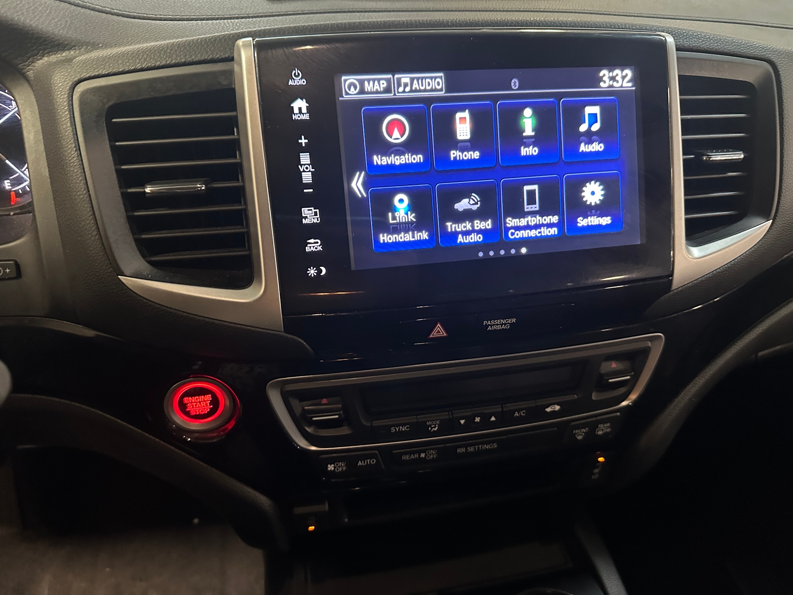 Thumbnail: 2017 Honda Ridgeline - 3