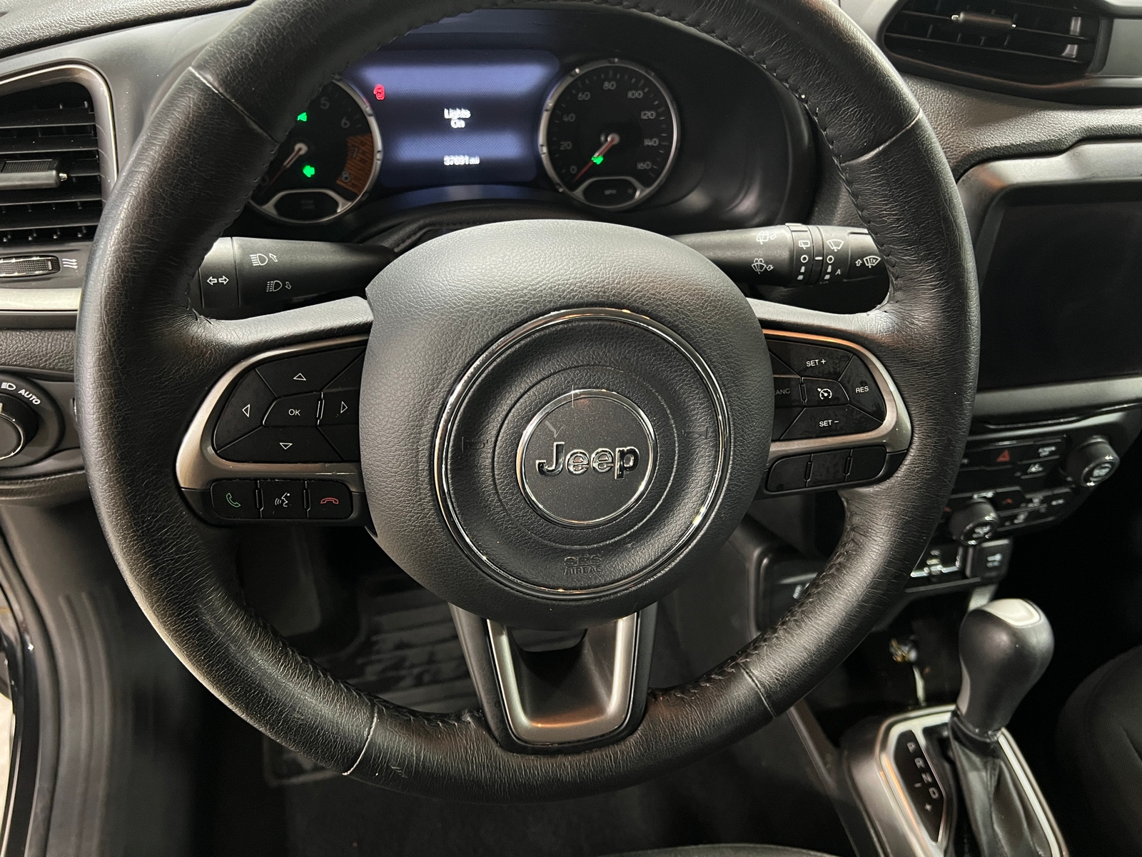 Thumbnail: 2022 Jeep Renegade - 5