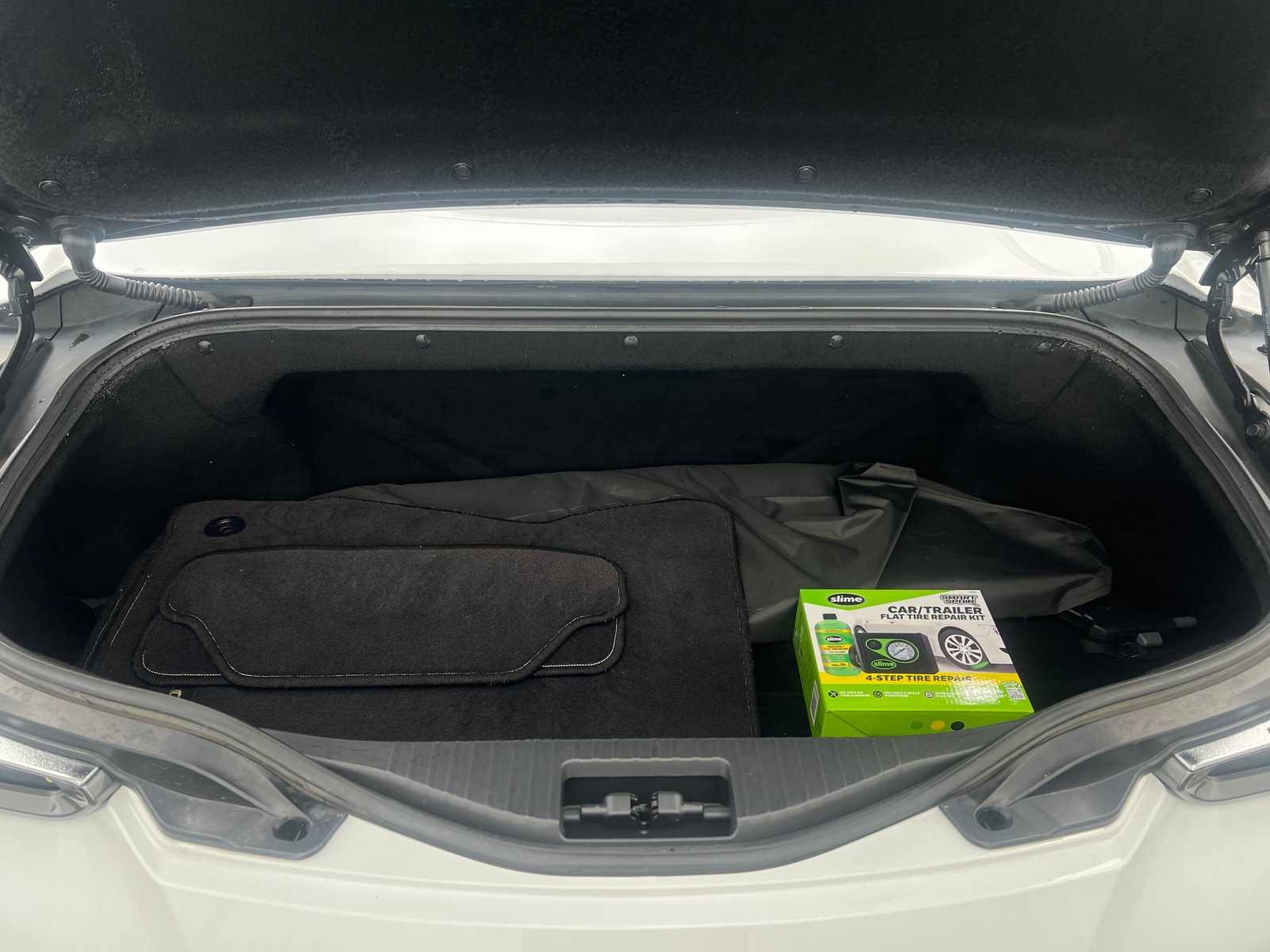 Thumbnail: 2021 Lexus LC - 6