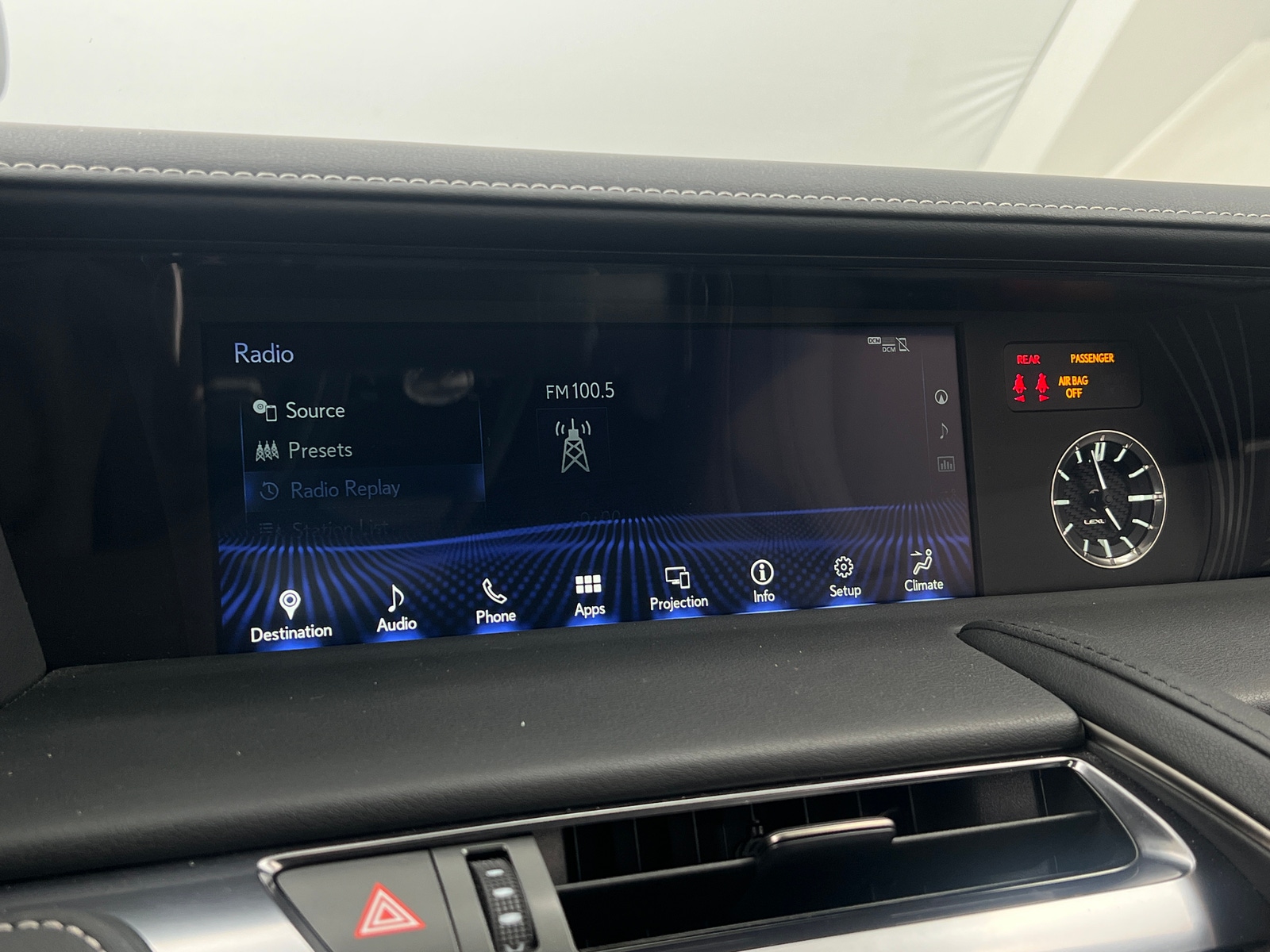 Thumbnail: 2021 Lexus LC - 3