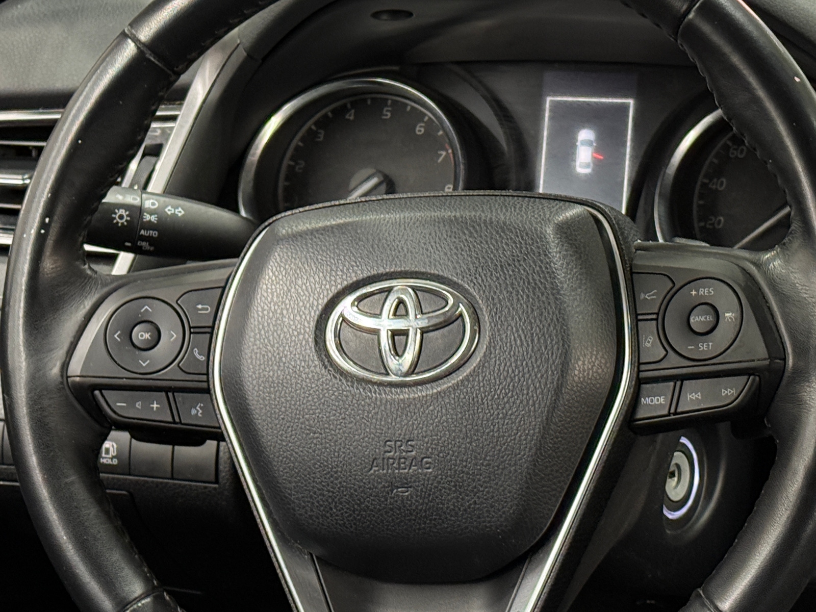 Thumbnail: 2019 Toyota Camry - 5