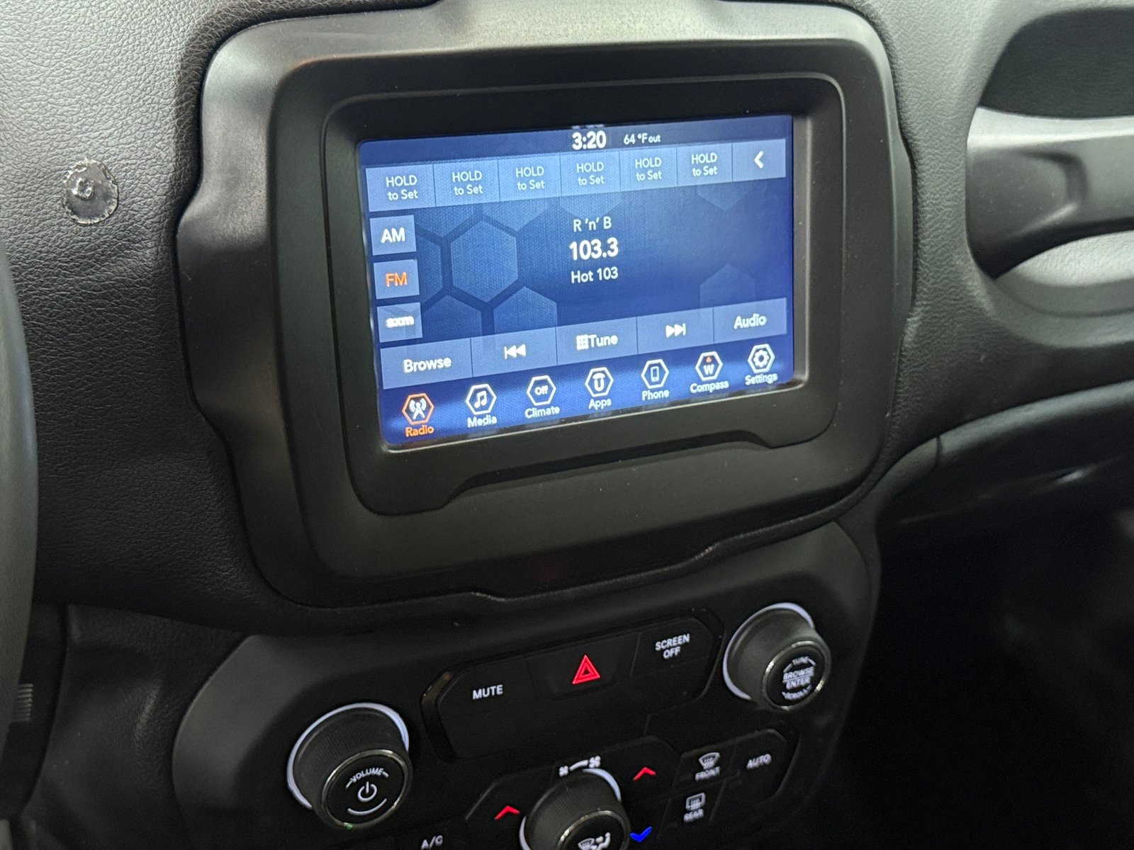 Thumbnail: 2020 Jeep Renegade - 4