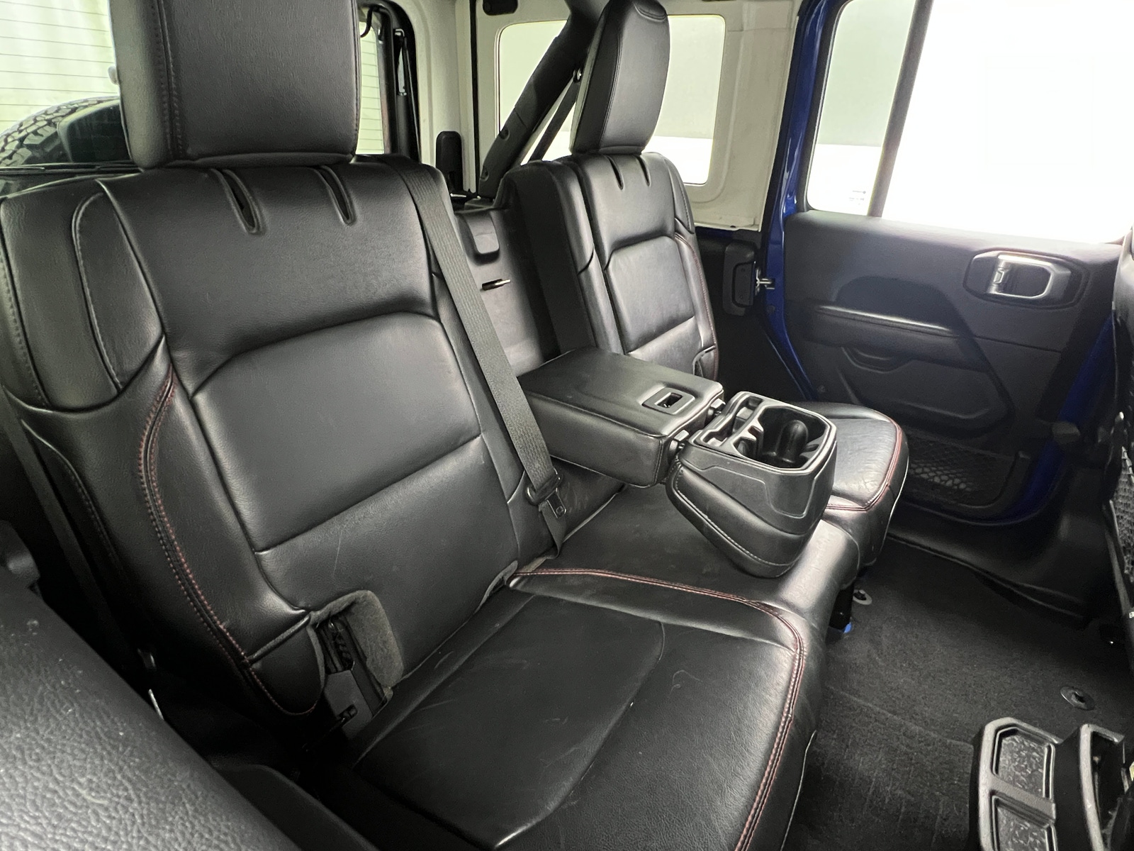 Thumbnail: 2020 Jeep Wrangler - 5