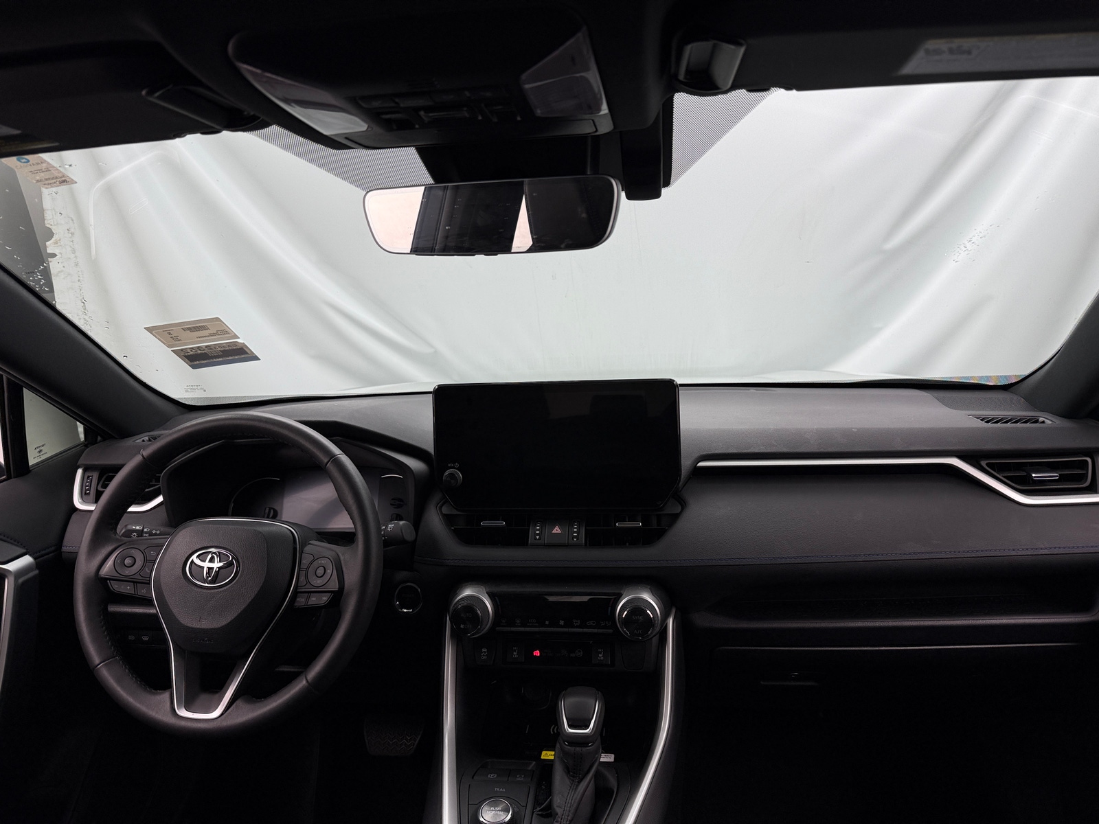 Thumbnail: 2024 Toyota RAV4 - 3