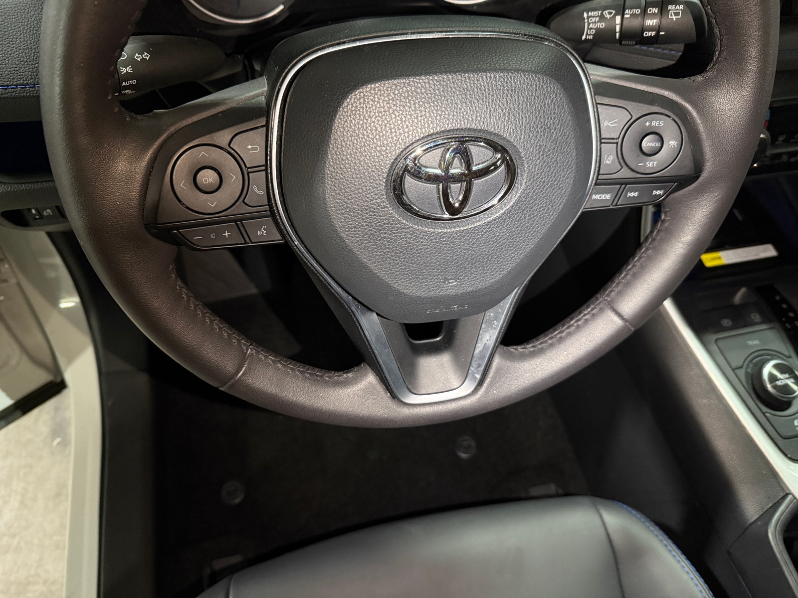 Thumbnail: 2024 Toyota RAV4 - 5