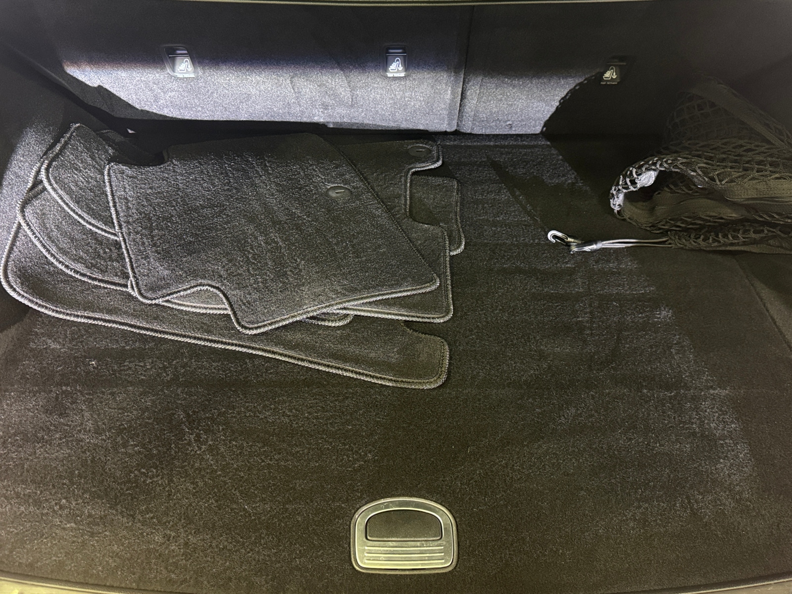 Thumbnail: 2022 Genesis GV70 - 6