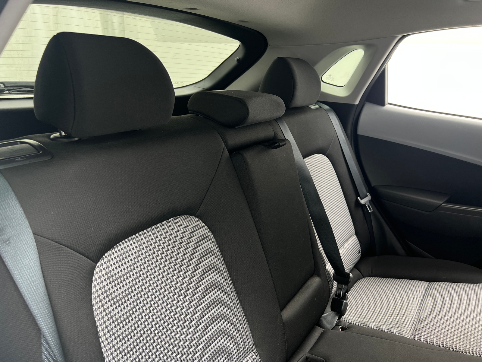 Thumbnail: 2020 Hyundai Kona - 6