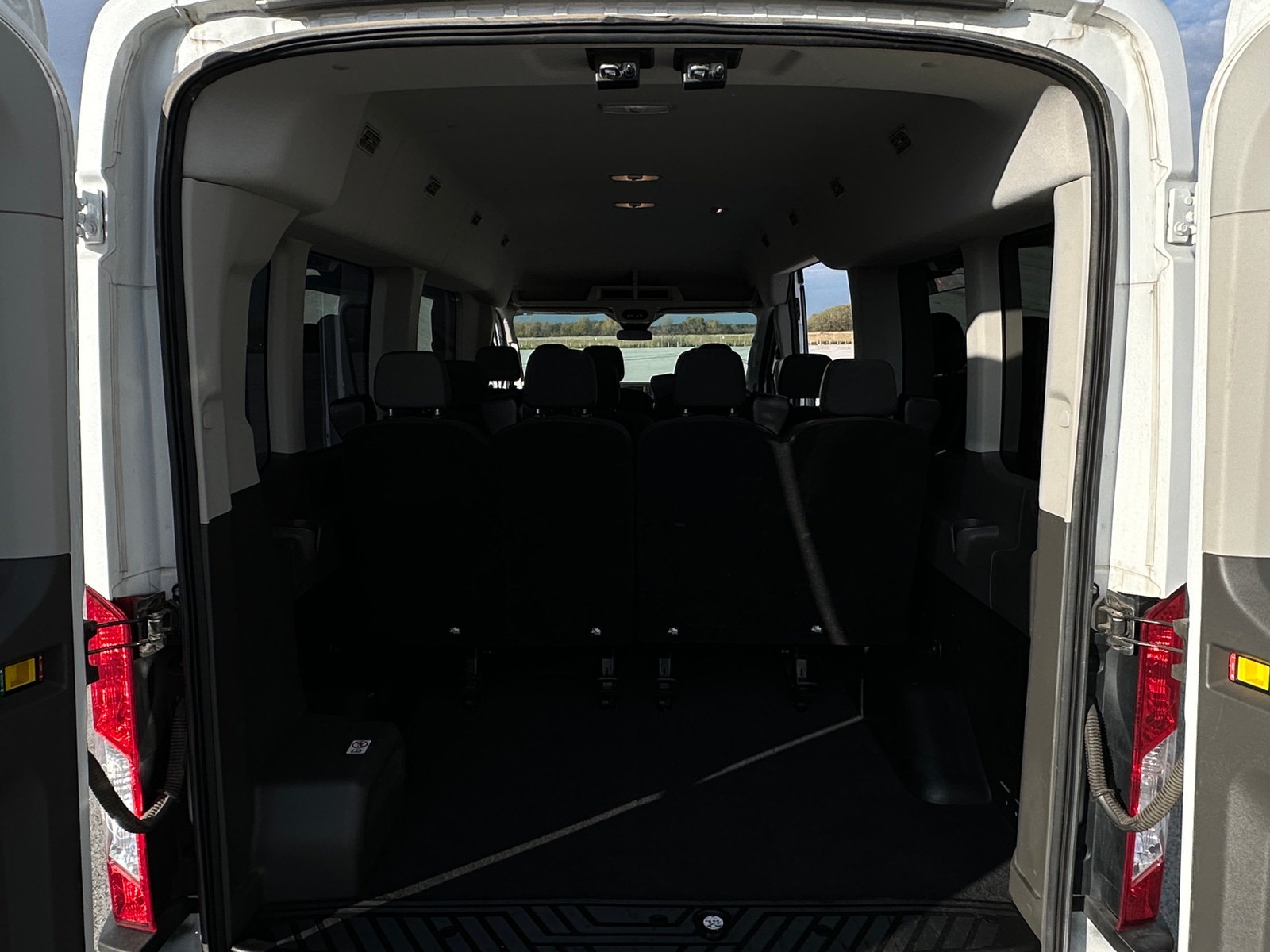 Thumbnail: 2020 Ford Econoline - 7