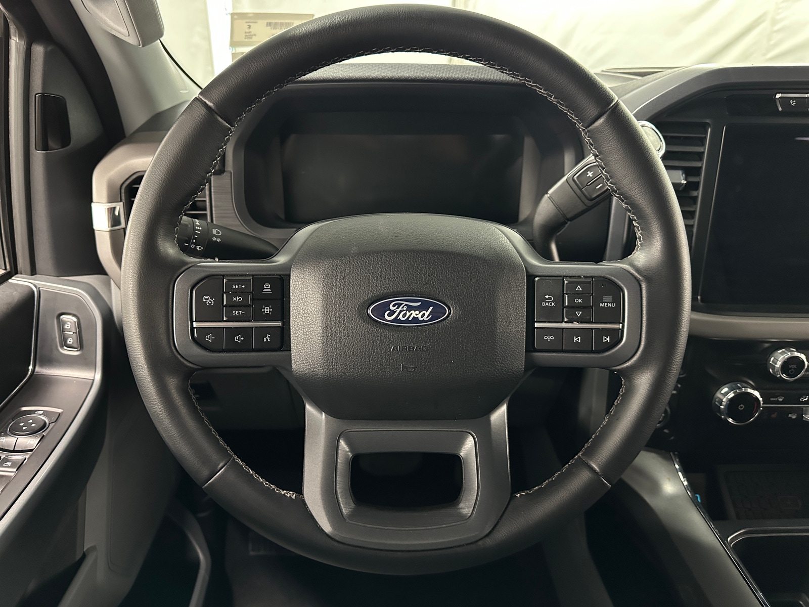 Thumbnail: 2024 Ford Econoline - 5