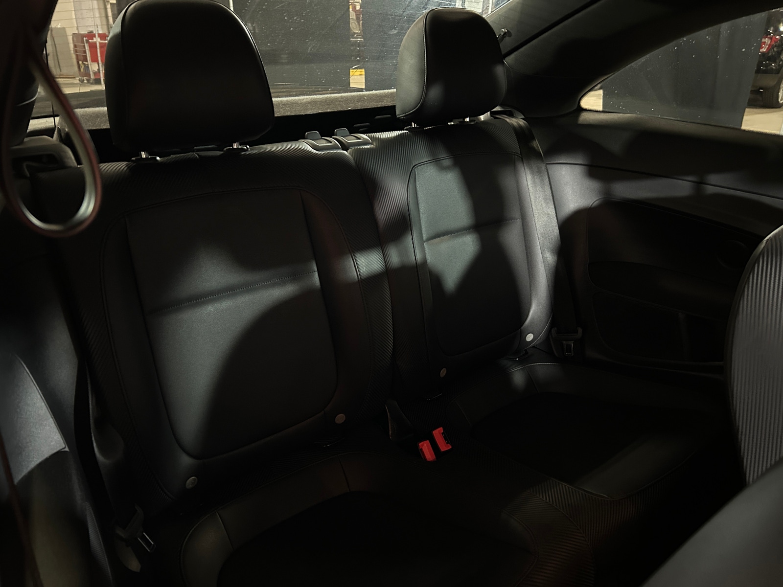 Thumbnail: 2018 Volkswagen Beetle - 5