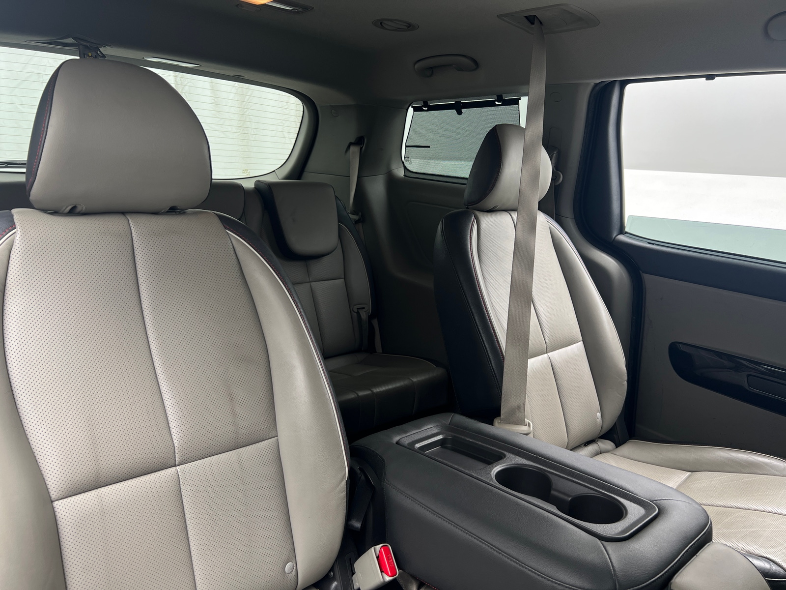 Thumbnail: 2016 Kia Sedona - 5