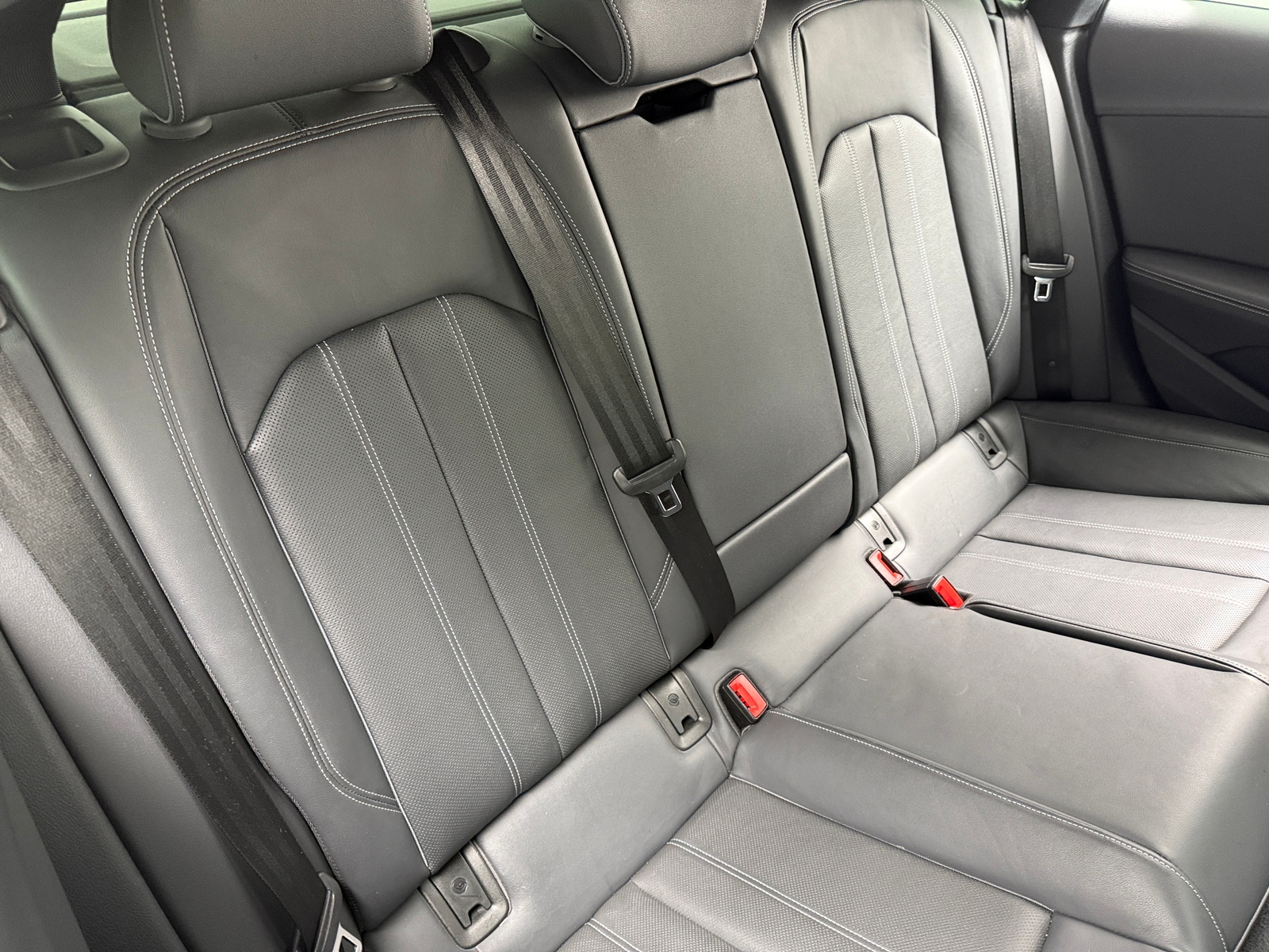 Thumbnail: 2021 Audi S5 - 6