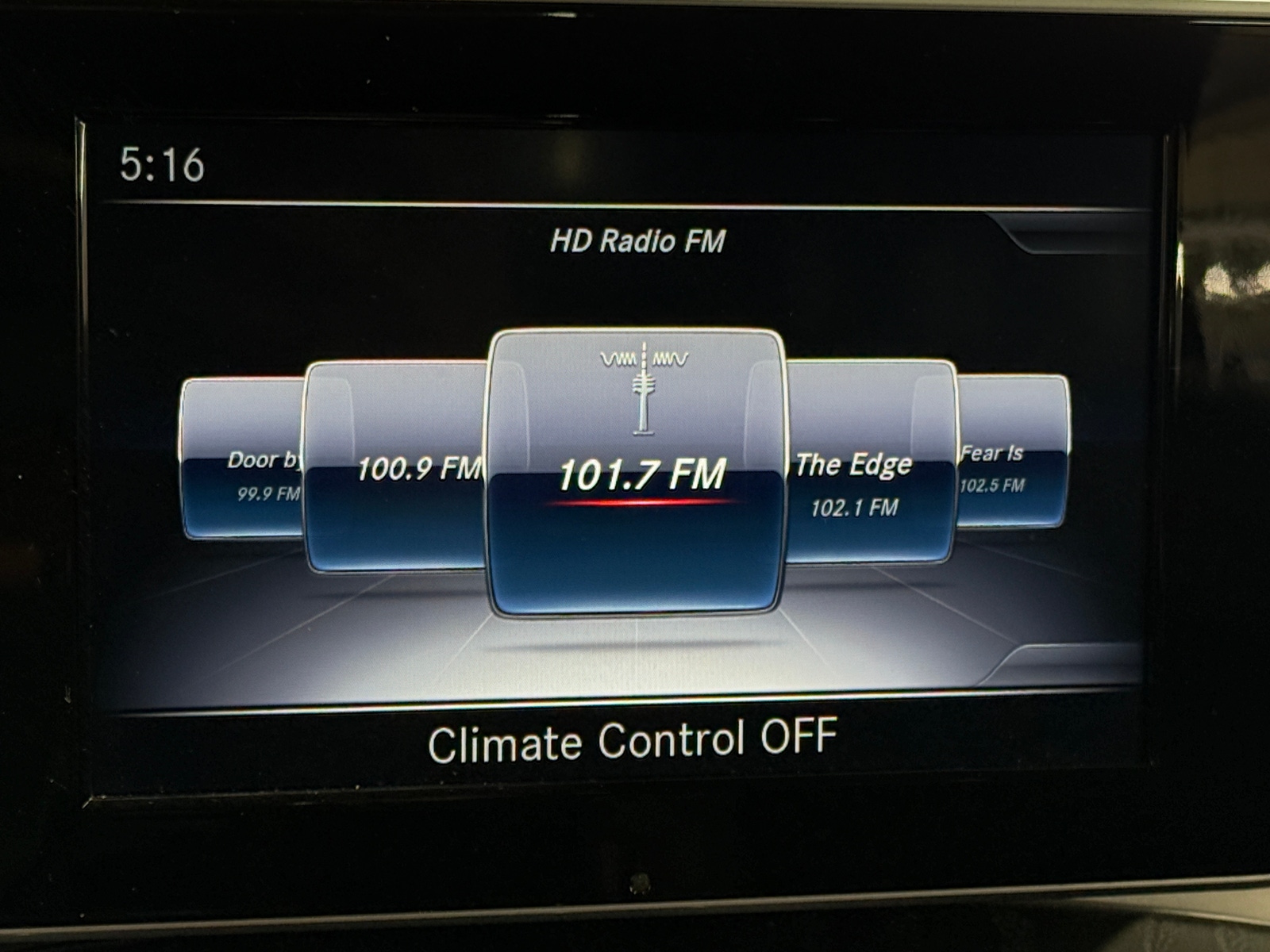 Thumbnail: 2019 Mercedes-Benz GLC - 3