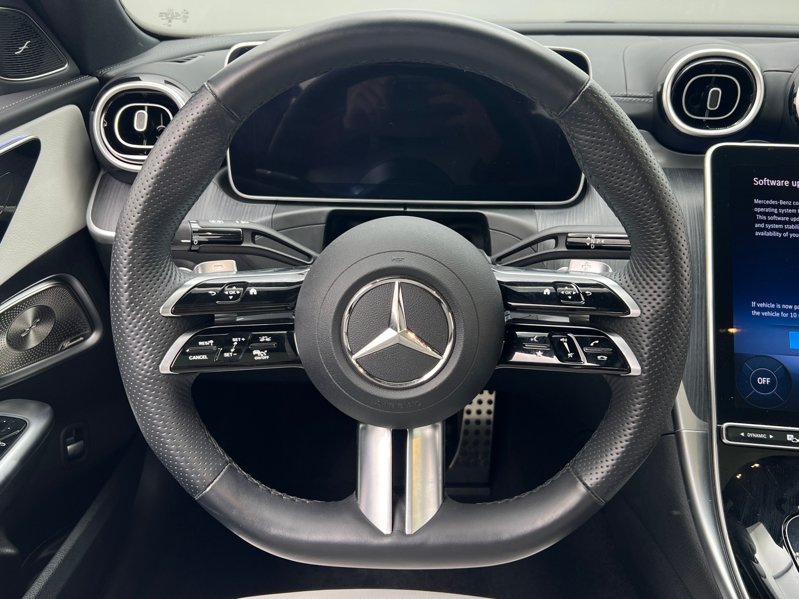 Thumbnail: 2024 Mercedes-Benz C-Class - 4