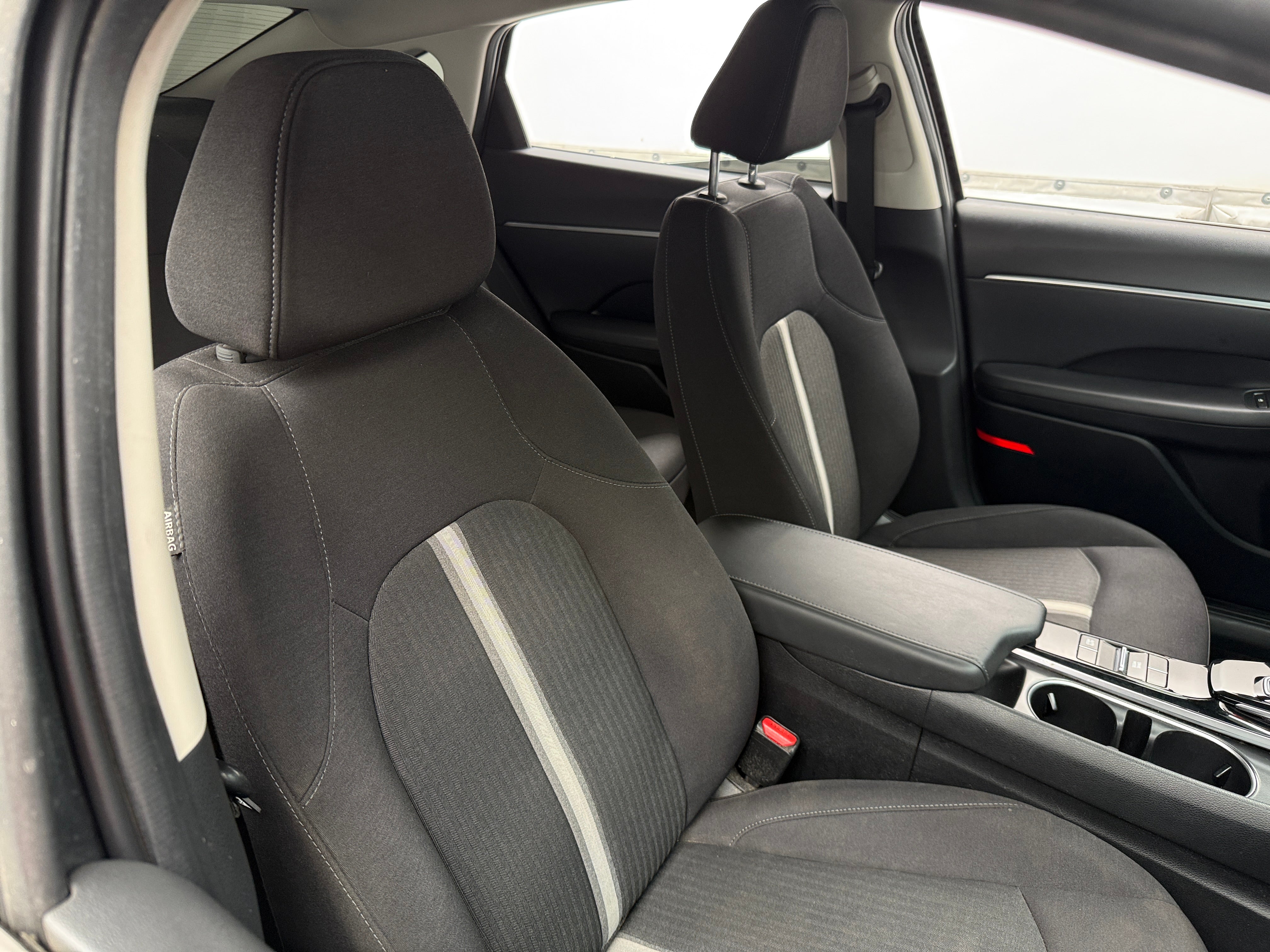 2022 Hyundai Sonata Hybrid