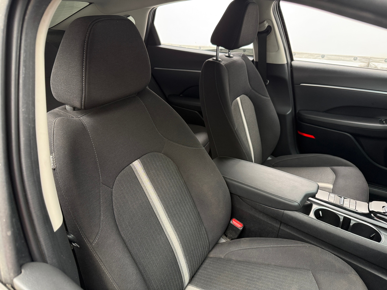 Thumbnail: 2022 Hyundai Sonata - 2