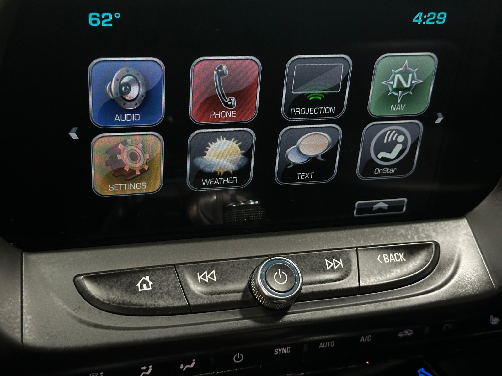 Thumbnail: 2018 Chevrolet Camaro - 3