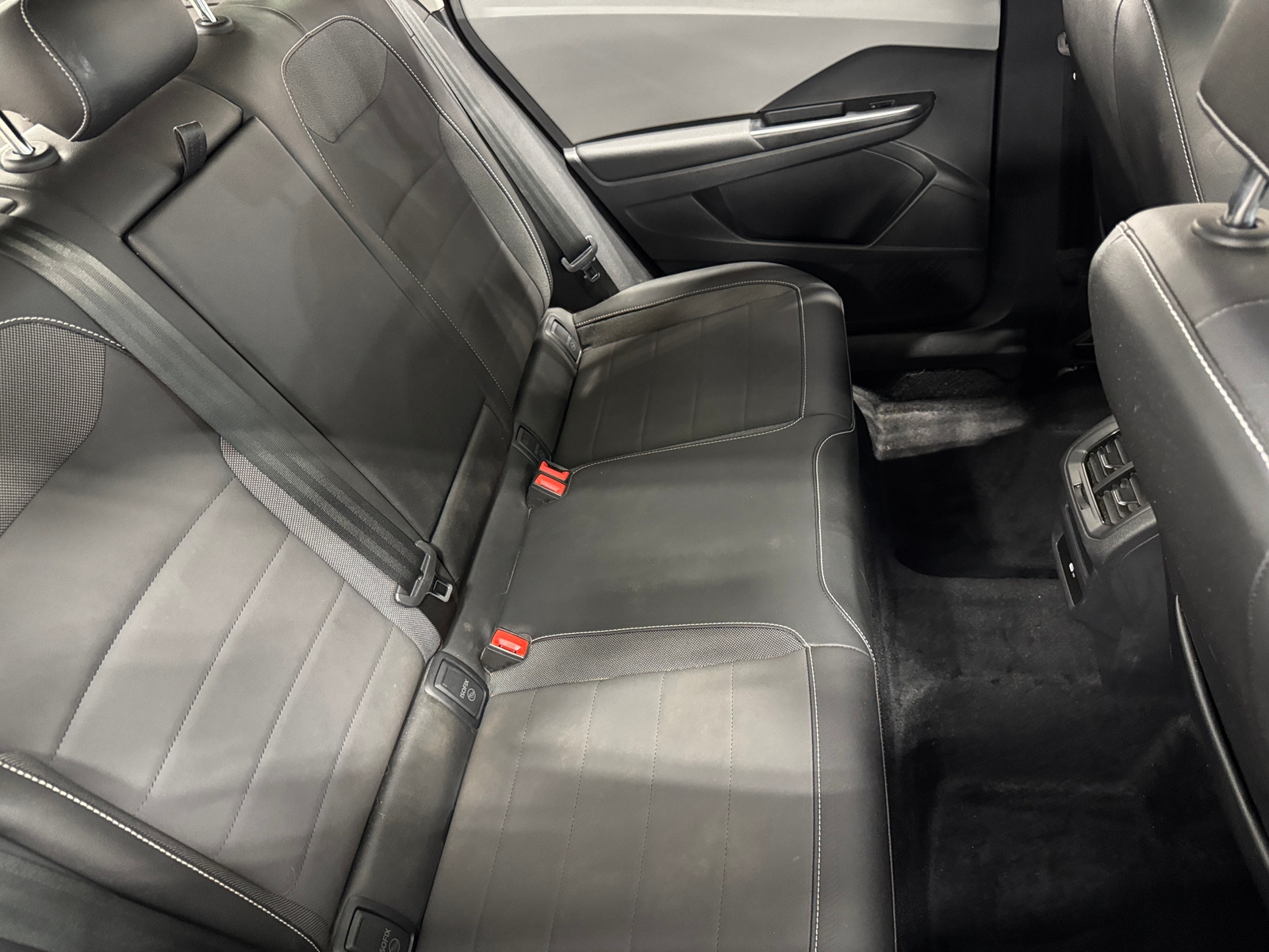 Thumbnail: 2022 Volkswagen Taos - 5