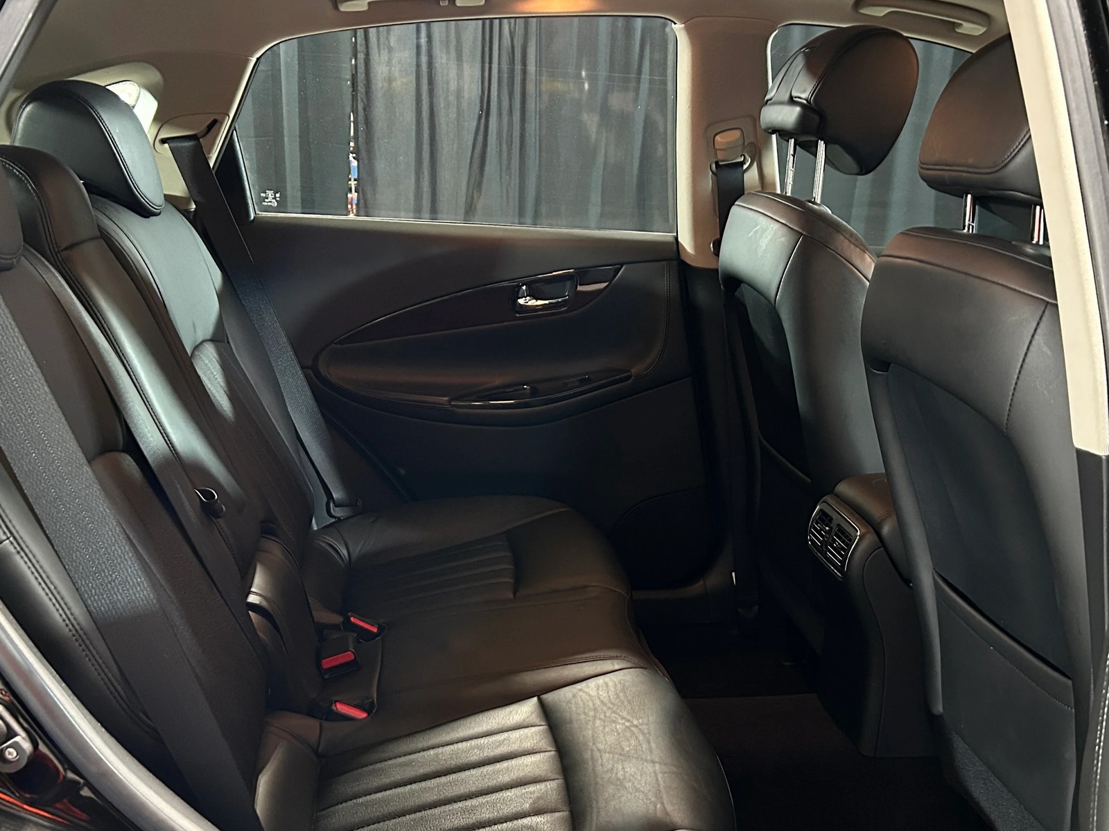 Thumbnail: 2017 INFINITI QX50 - 5