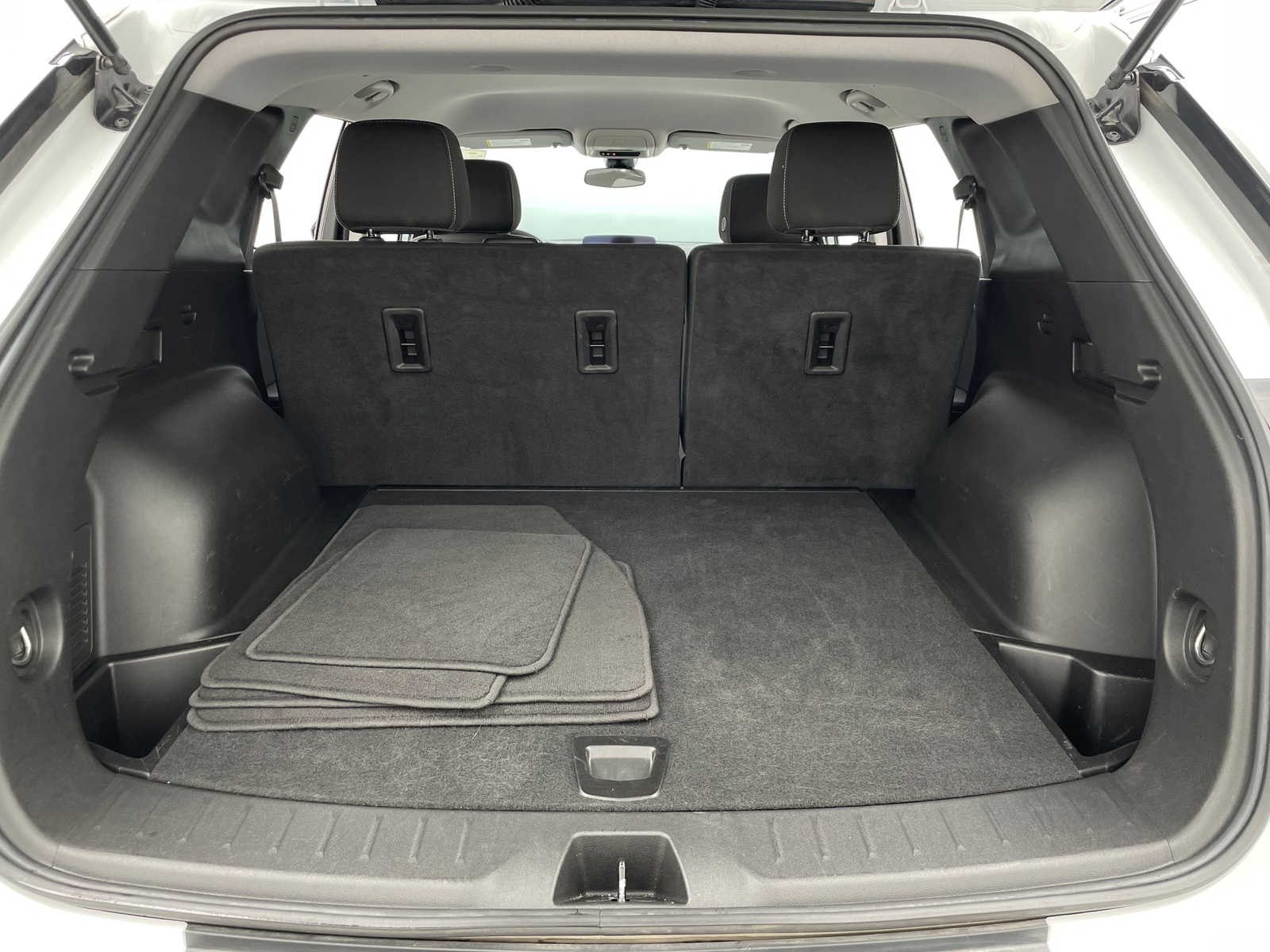 Thumbnail: 2025 Chevrolet Blazer - 7