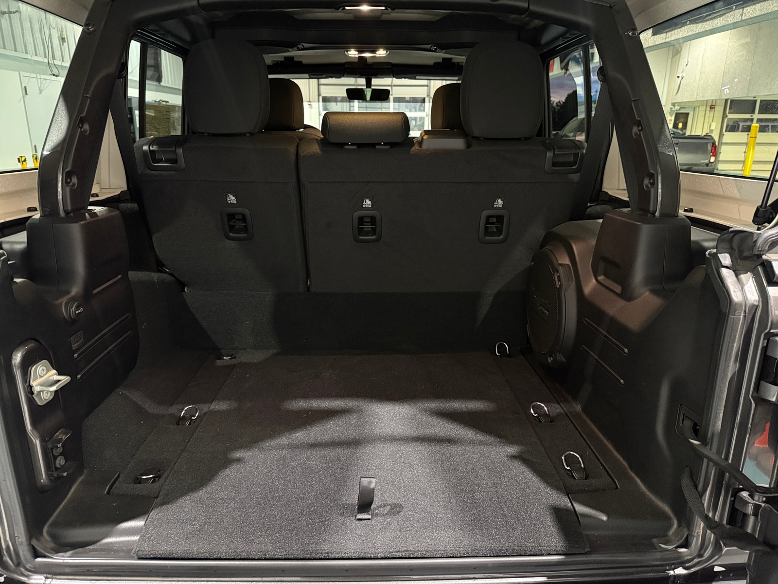 Thumbnail: 2023 Jeep Wrangler - 7