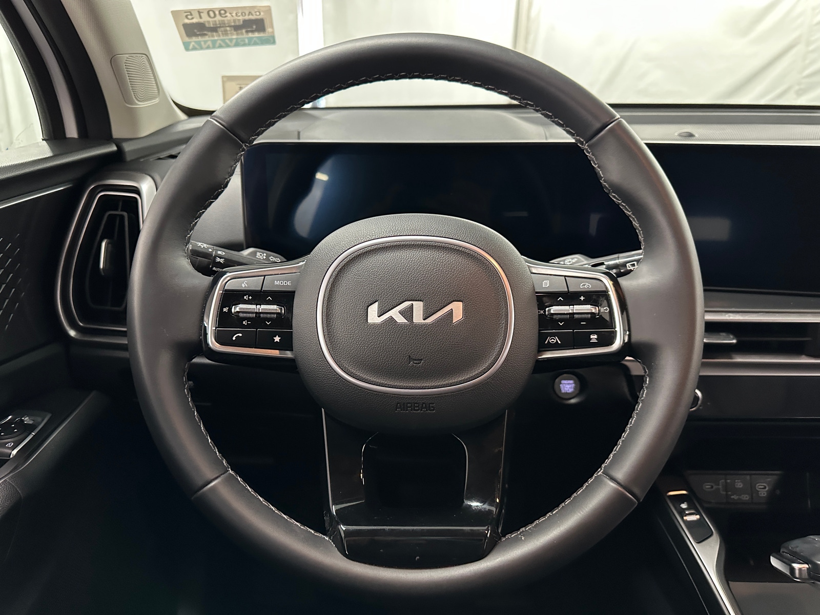 Thumbnail: 2025 Kia Sorento - 4