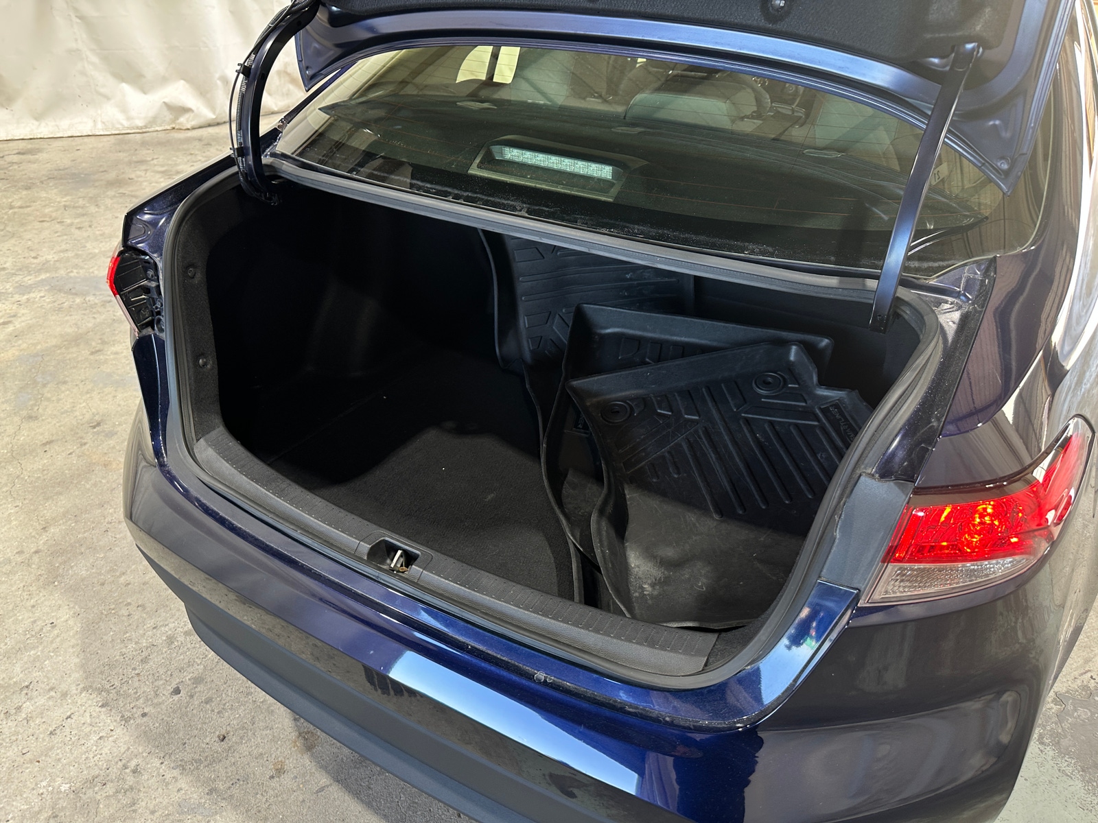 Thumbnail: 2021 Toyota Corolla - 7