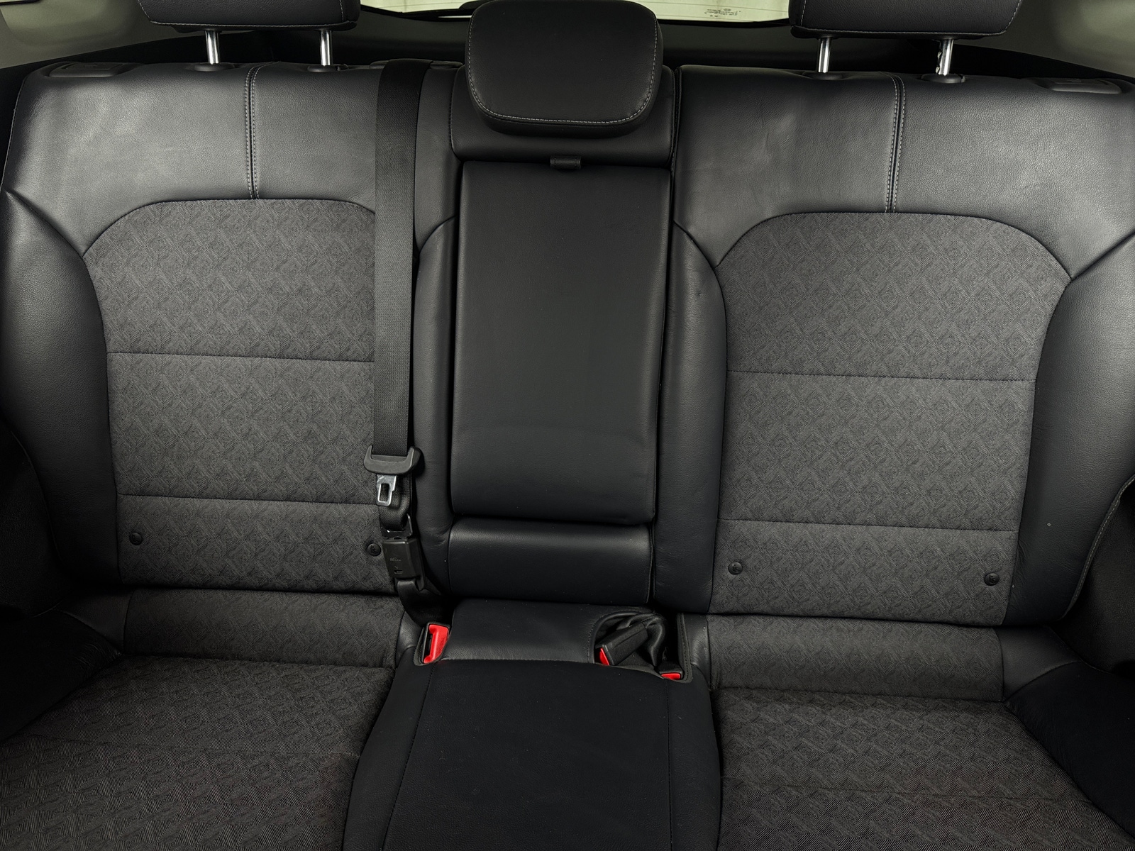 Thumbnail: 2019 Kia Niro - 5