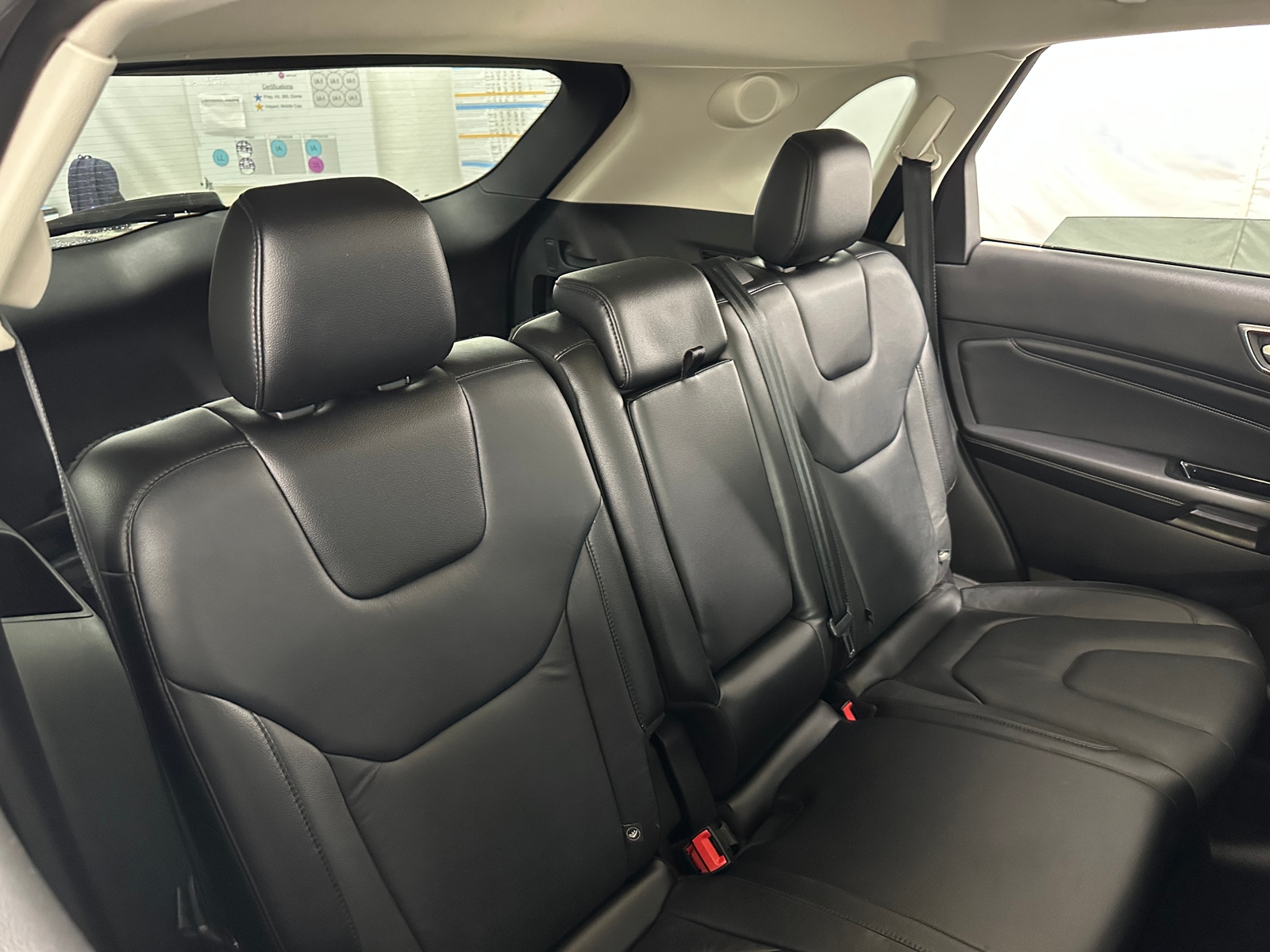 Thumbnail: 2015 Ford Edge - 5