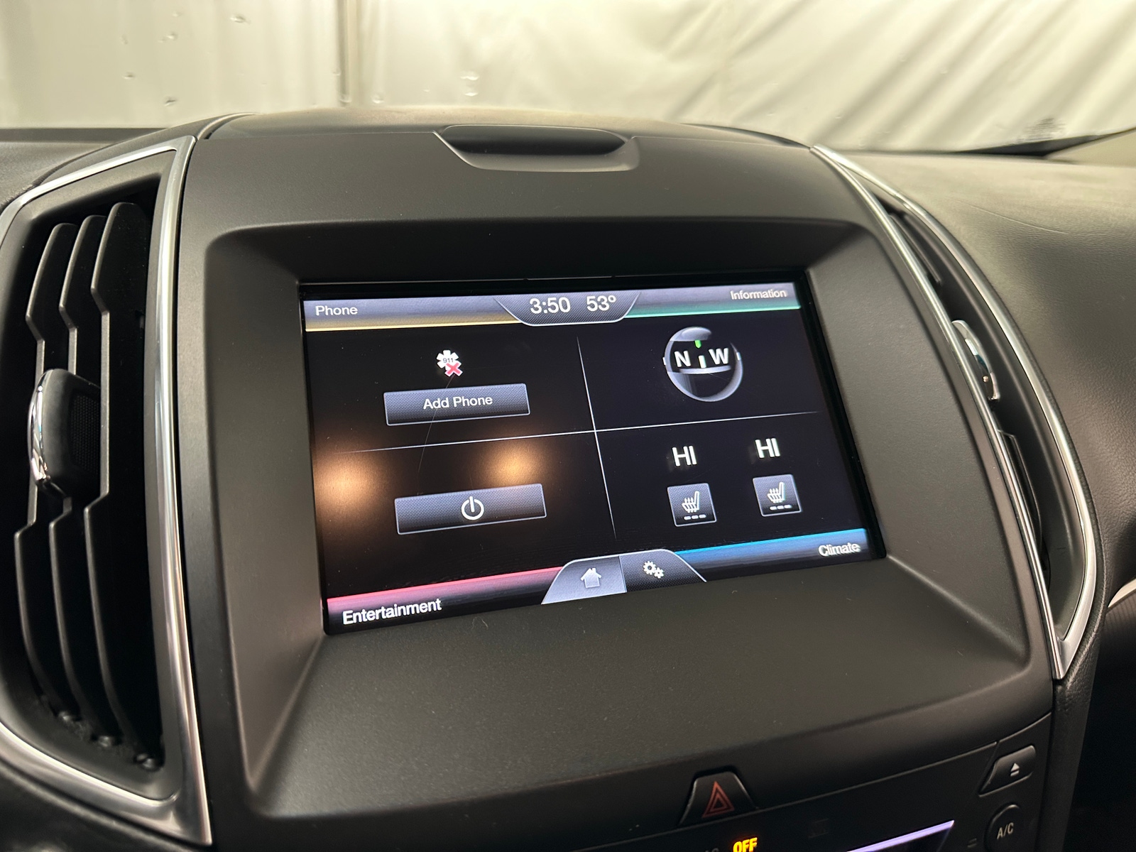 Thumbnail: 2015 Ford Edge - 3