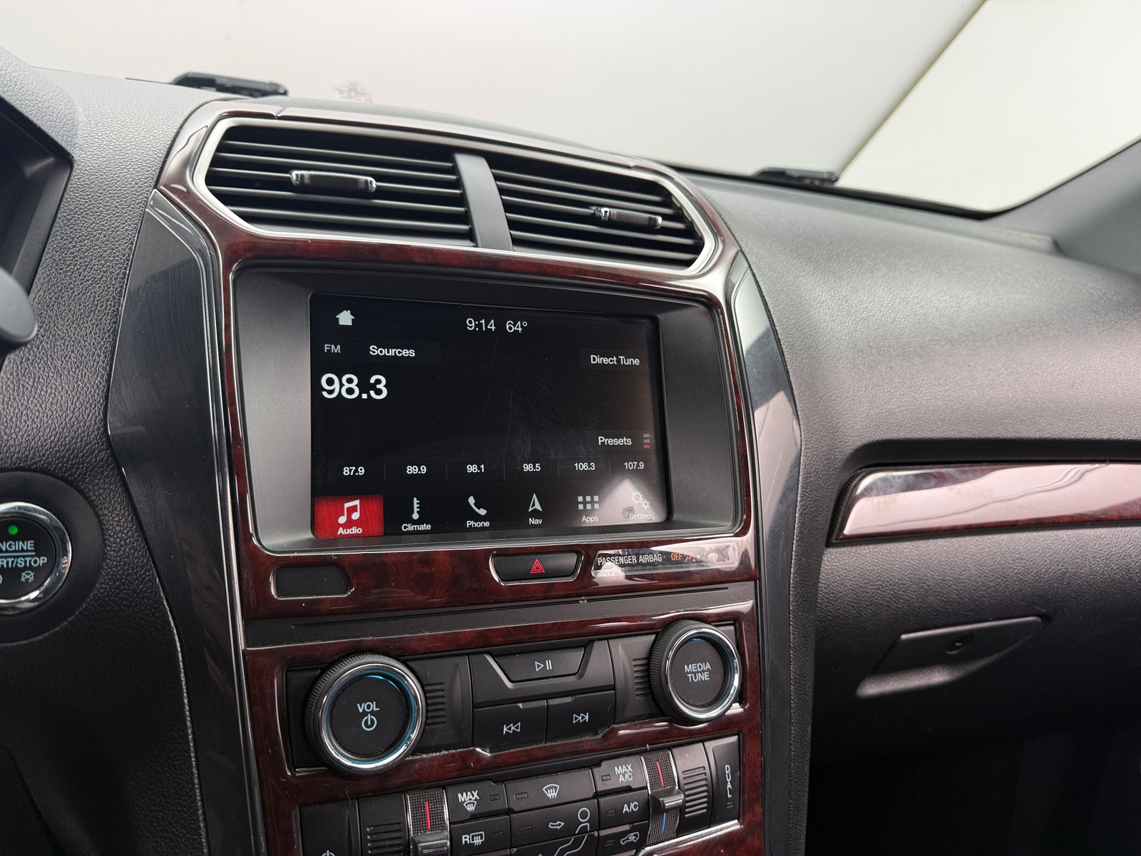 Thumbnail: 2018 Ford Explorer - 4