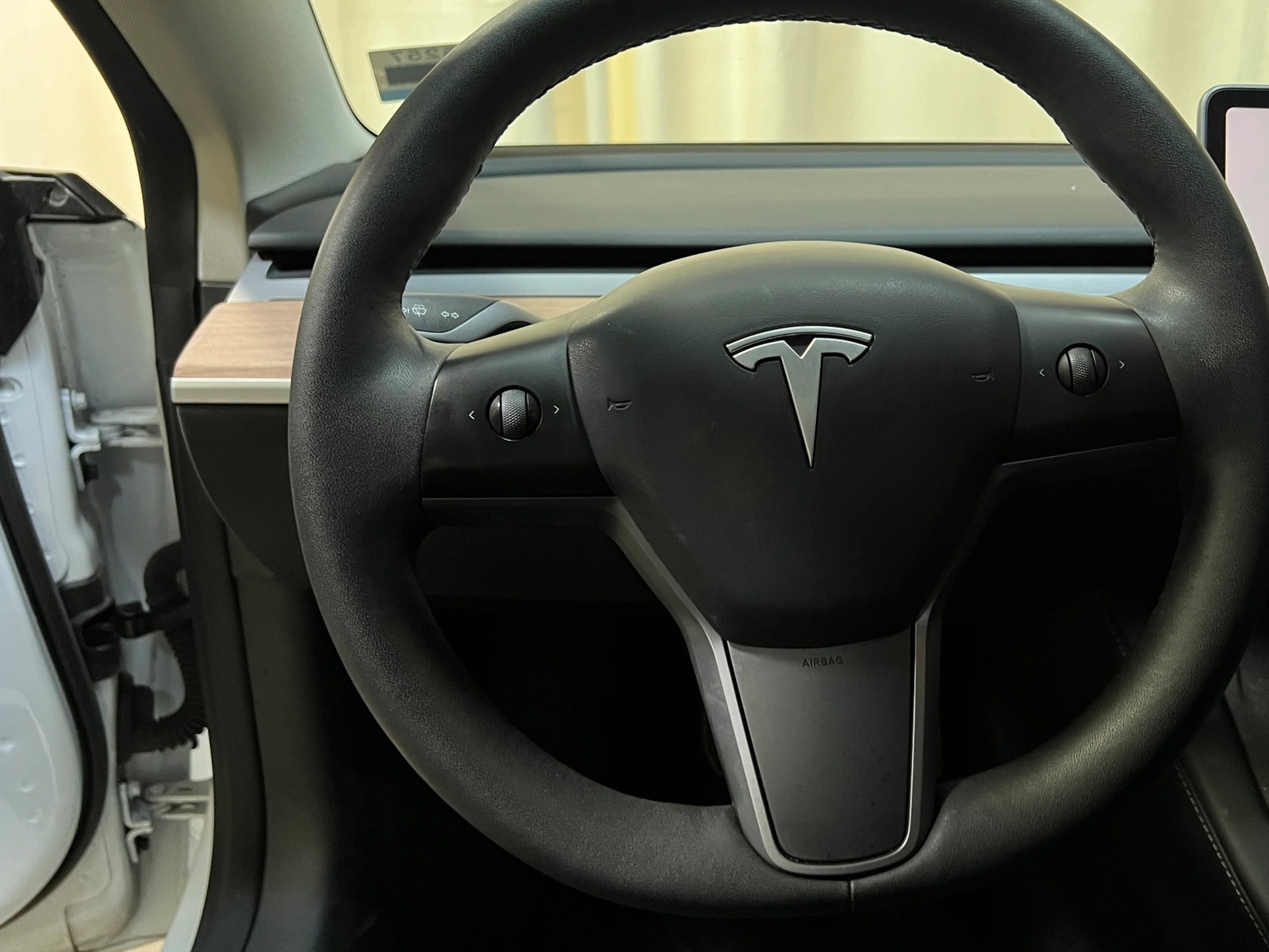 Thumbnail: 2023 Tesla Model 3 - 4