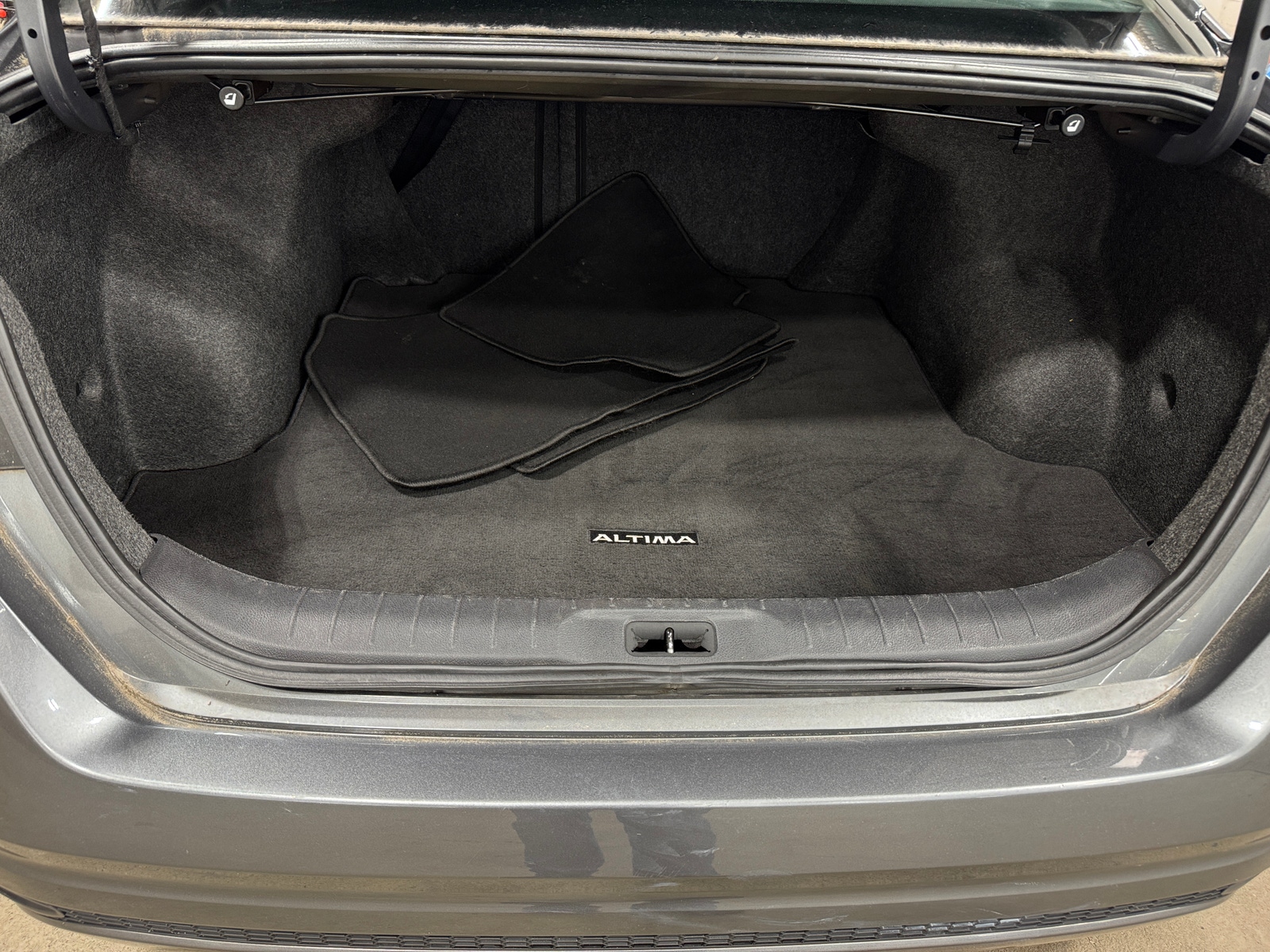 Thumbnail: 2020 Nissan Altima - 7