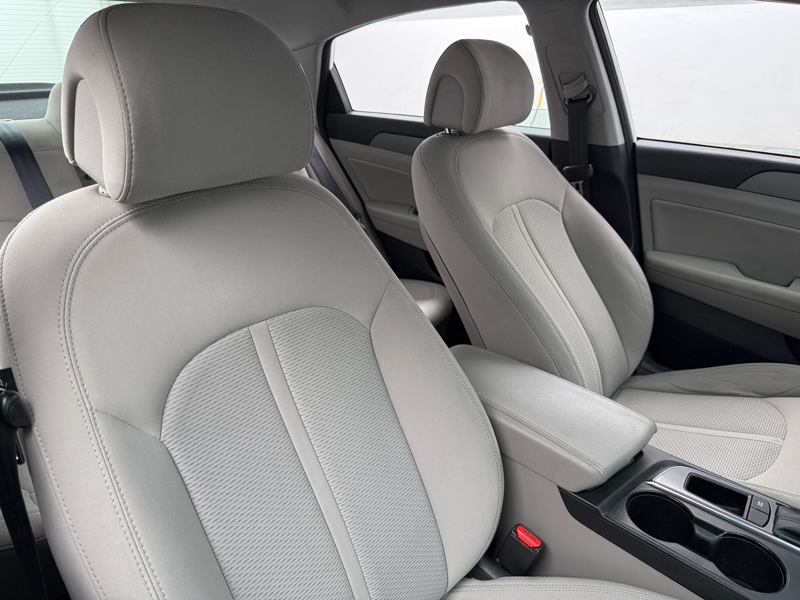 Thumbnail: 2015 Hyundai Sonata - 2