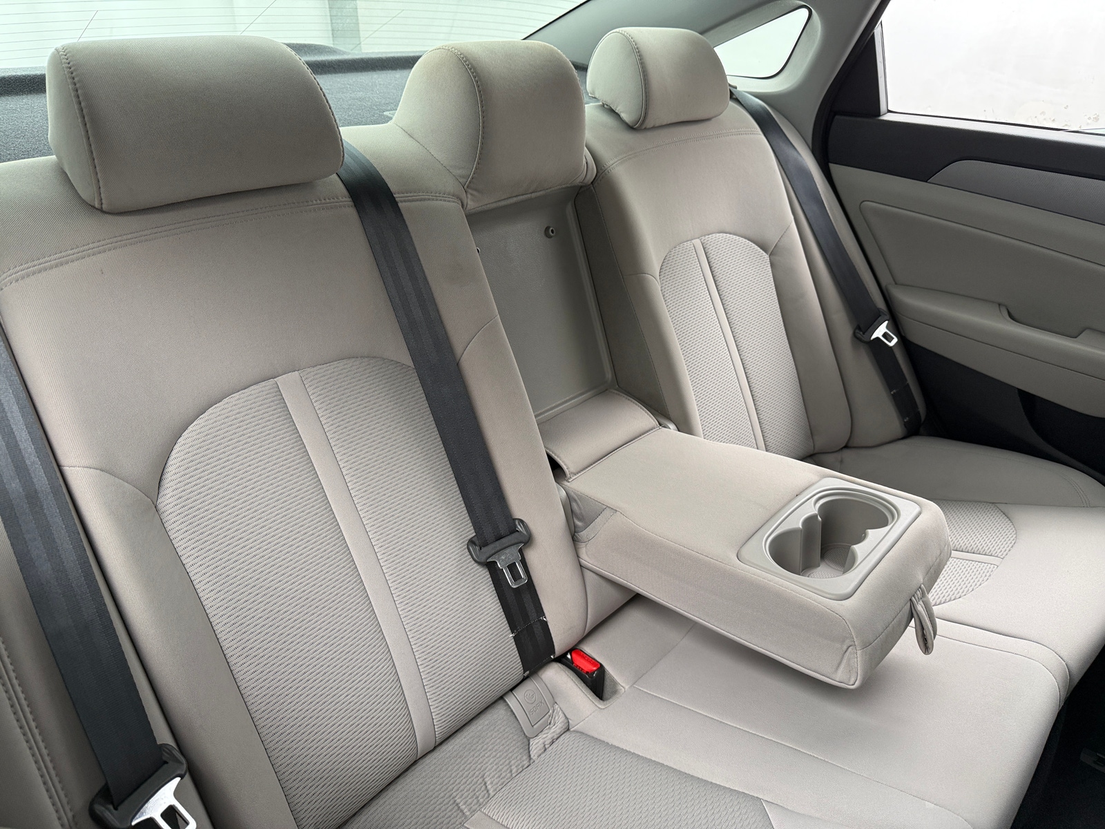 Thumbnail: 2015 Hyundai Sonata - 6