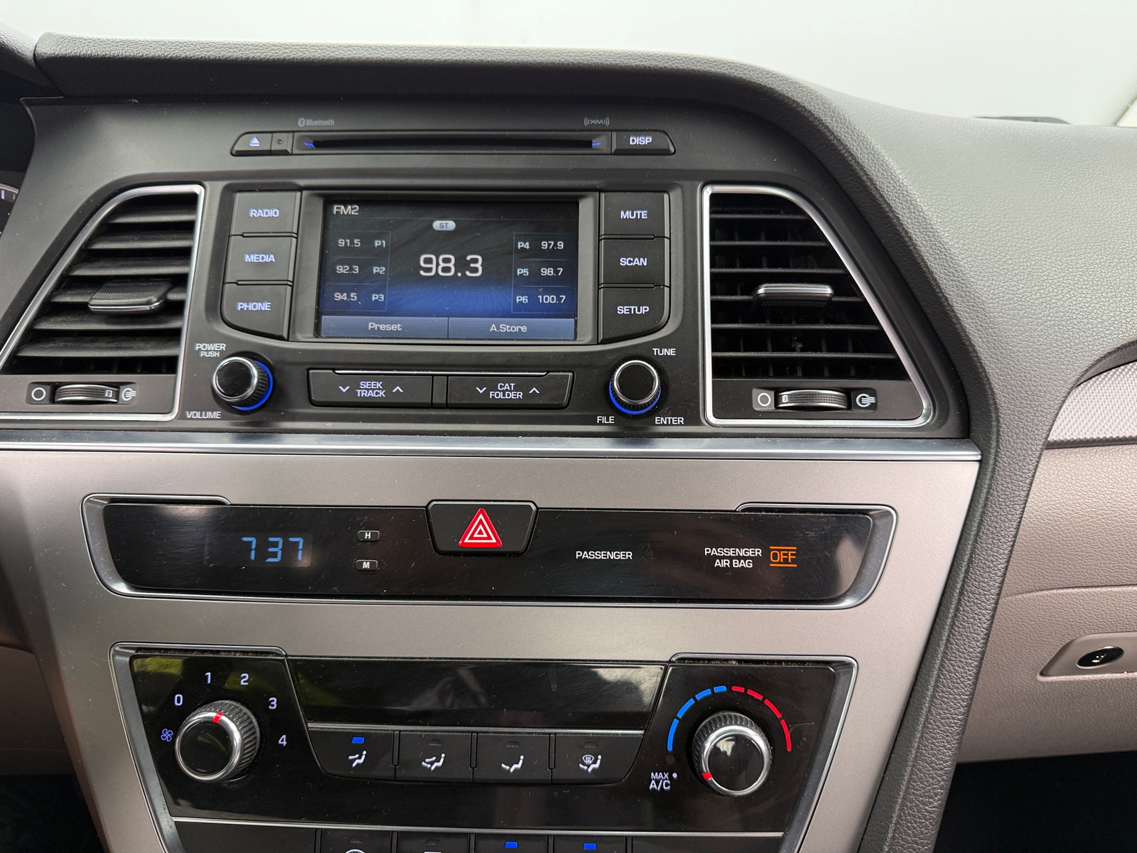 Thumbnail: 2015 Hyundai Sonata - 4