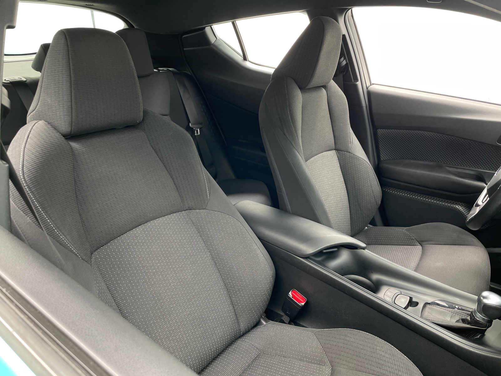 Thumbnail: 2018 Toyota C-HR - 2