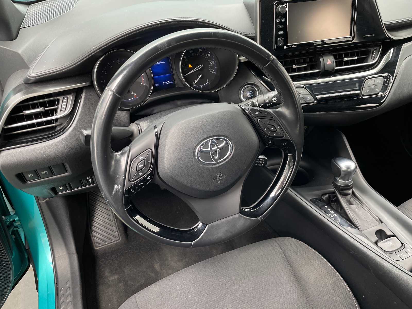 Thumbnail: 2018 Toyota C-HR - 5