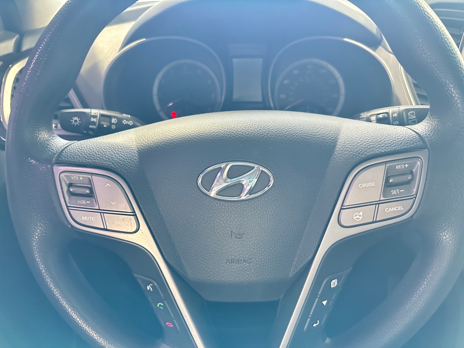 Thumbnail: 2016 Hyundai Santa Fe - 5