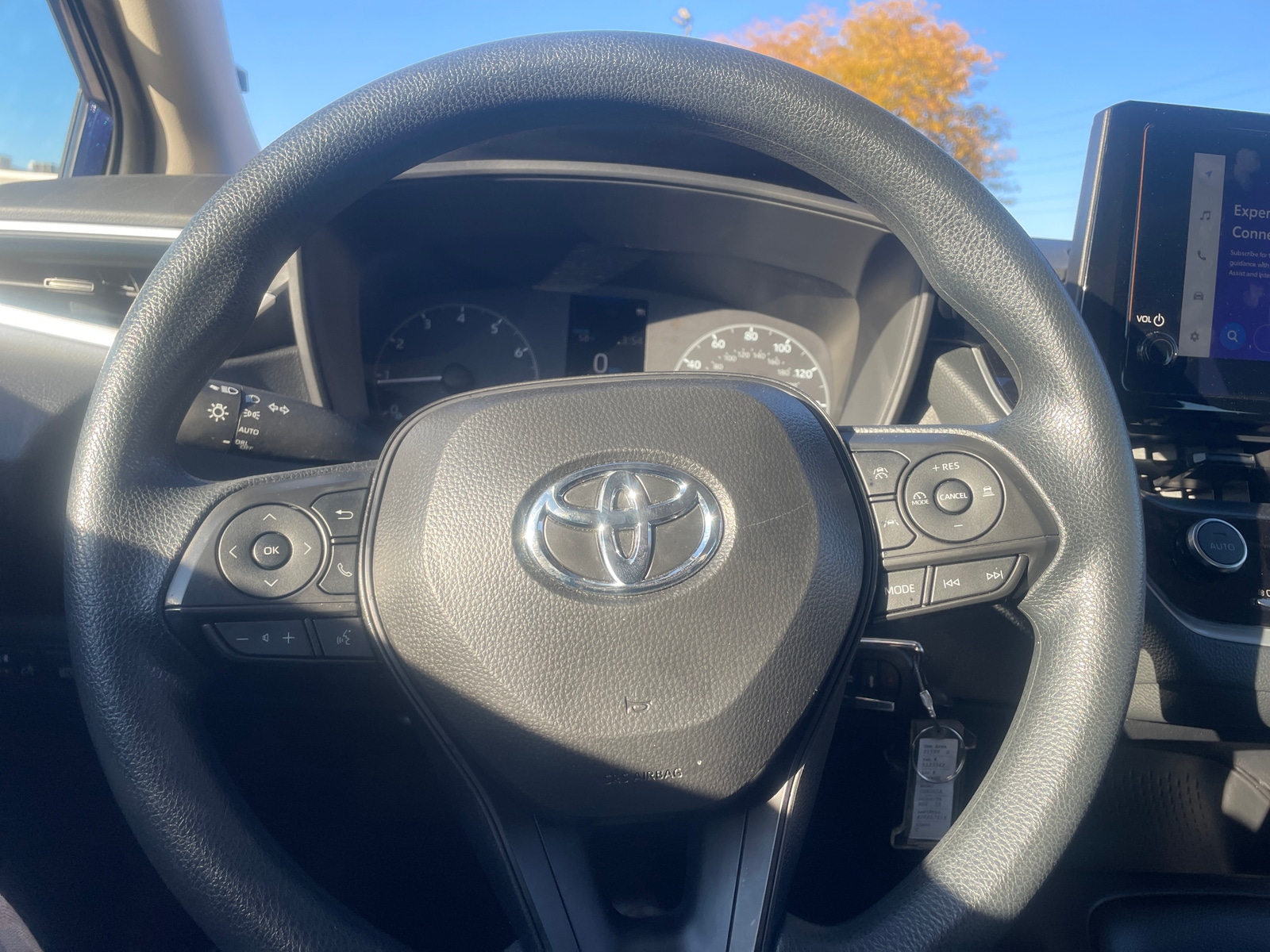 Thumbnail: 2025 Toyota Corolla - 5